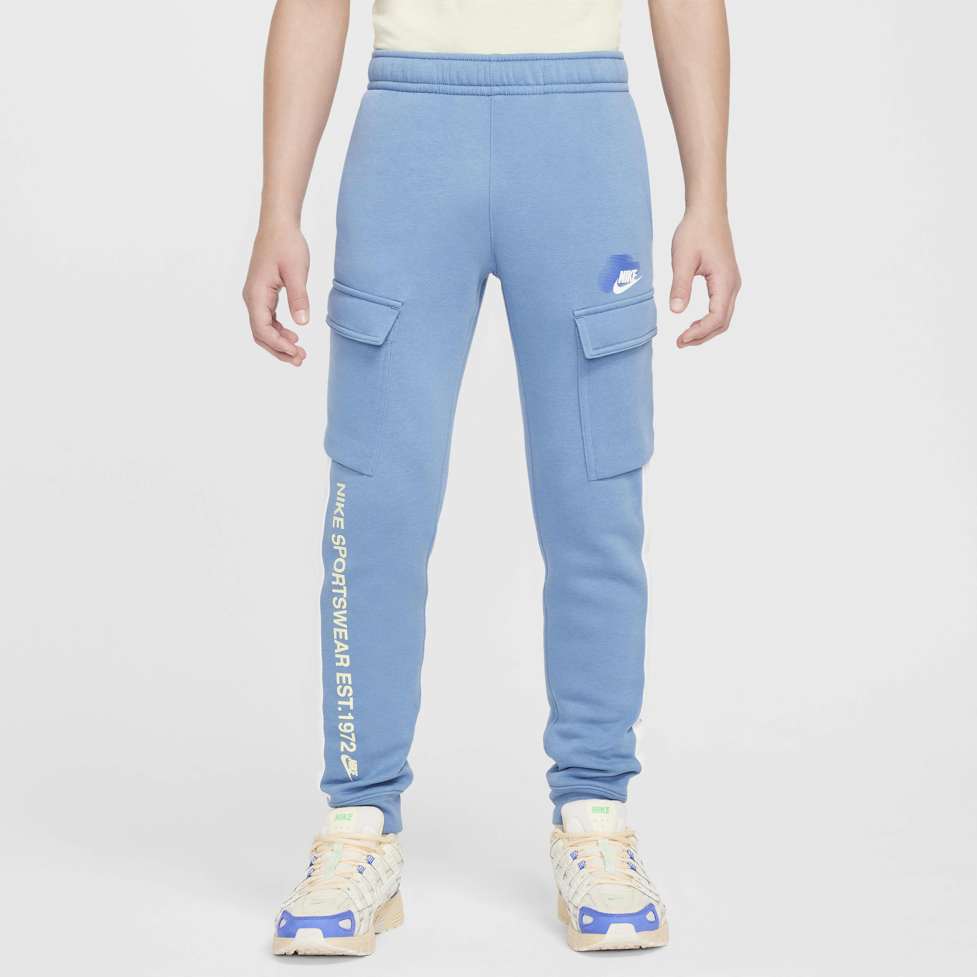 Nike Sportswear Standard Issue image number 0