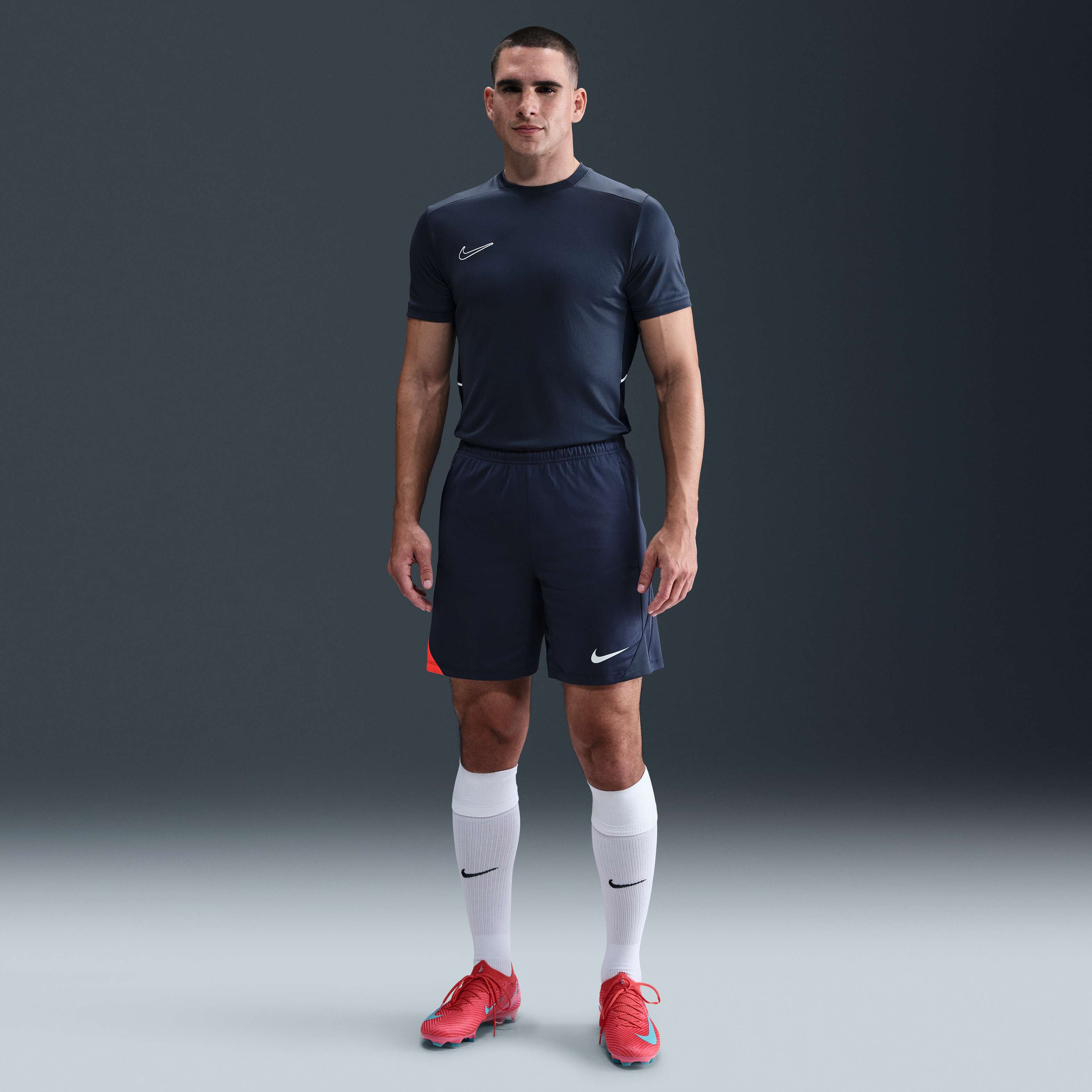Nike Strike image number 0