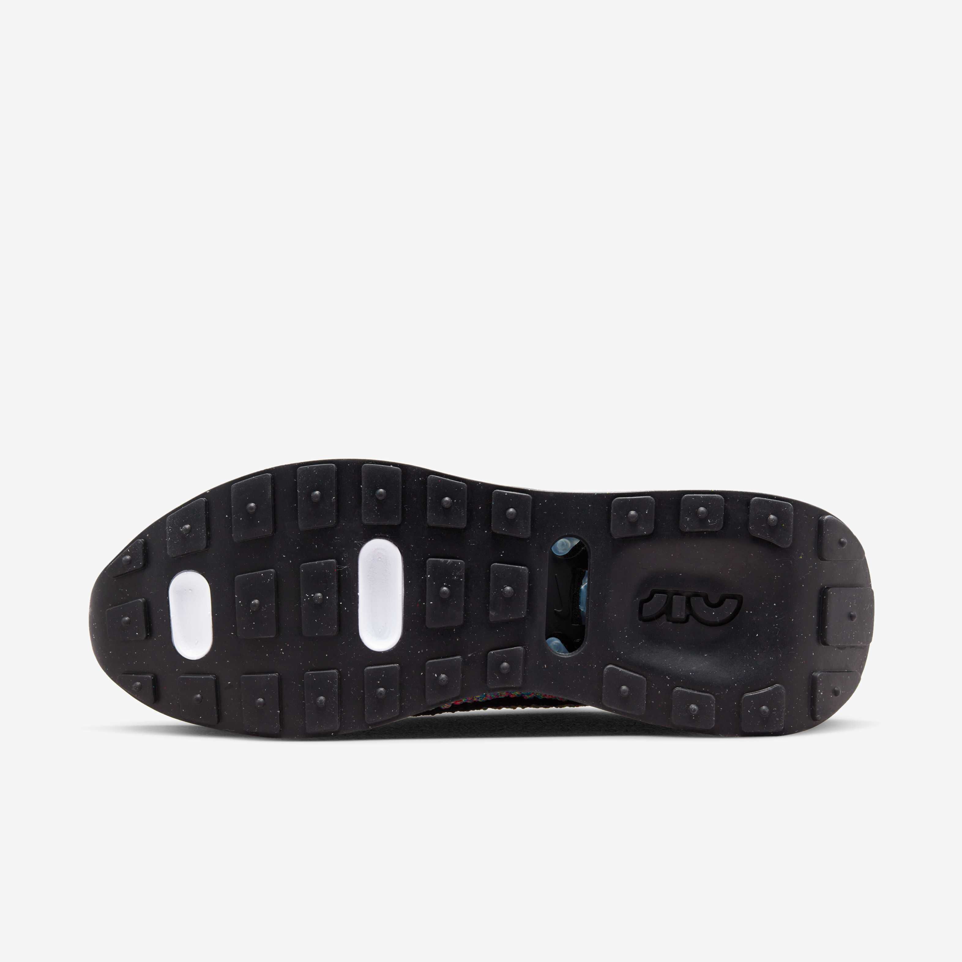 Nike Air Max Flyknit Racer image number 1