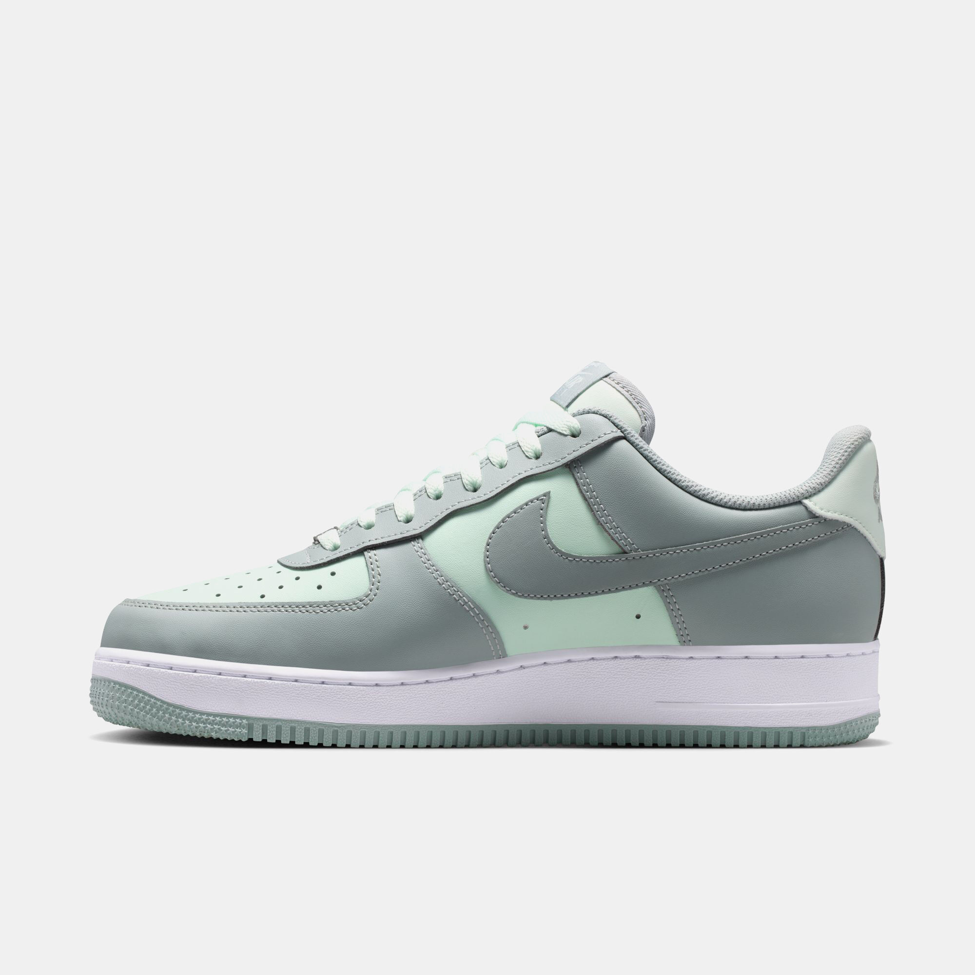 Nike Air Force 1 '07 image number 4