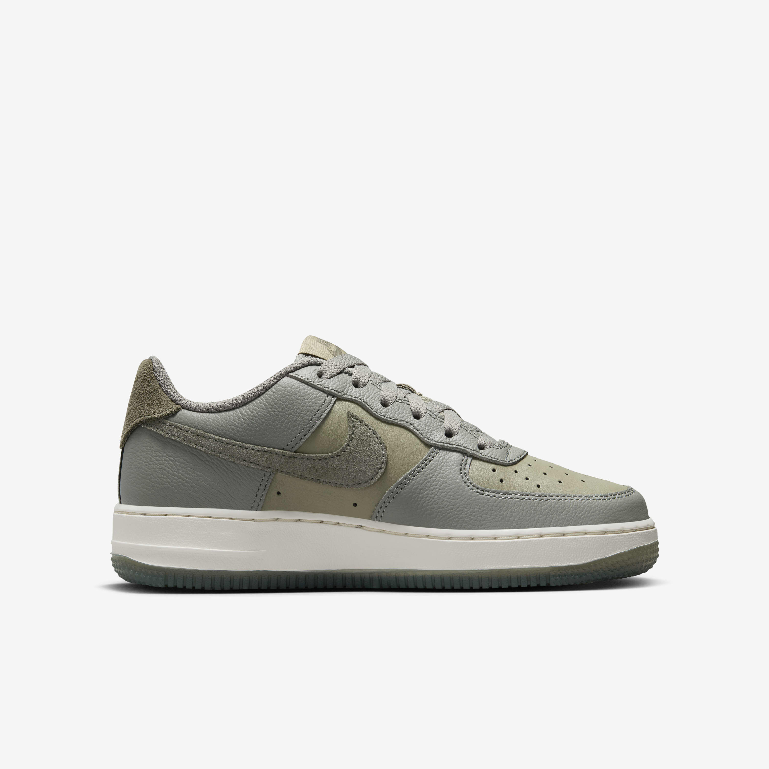Nike Air Force 1 LV8 image number 2