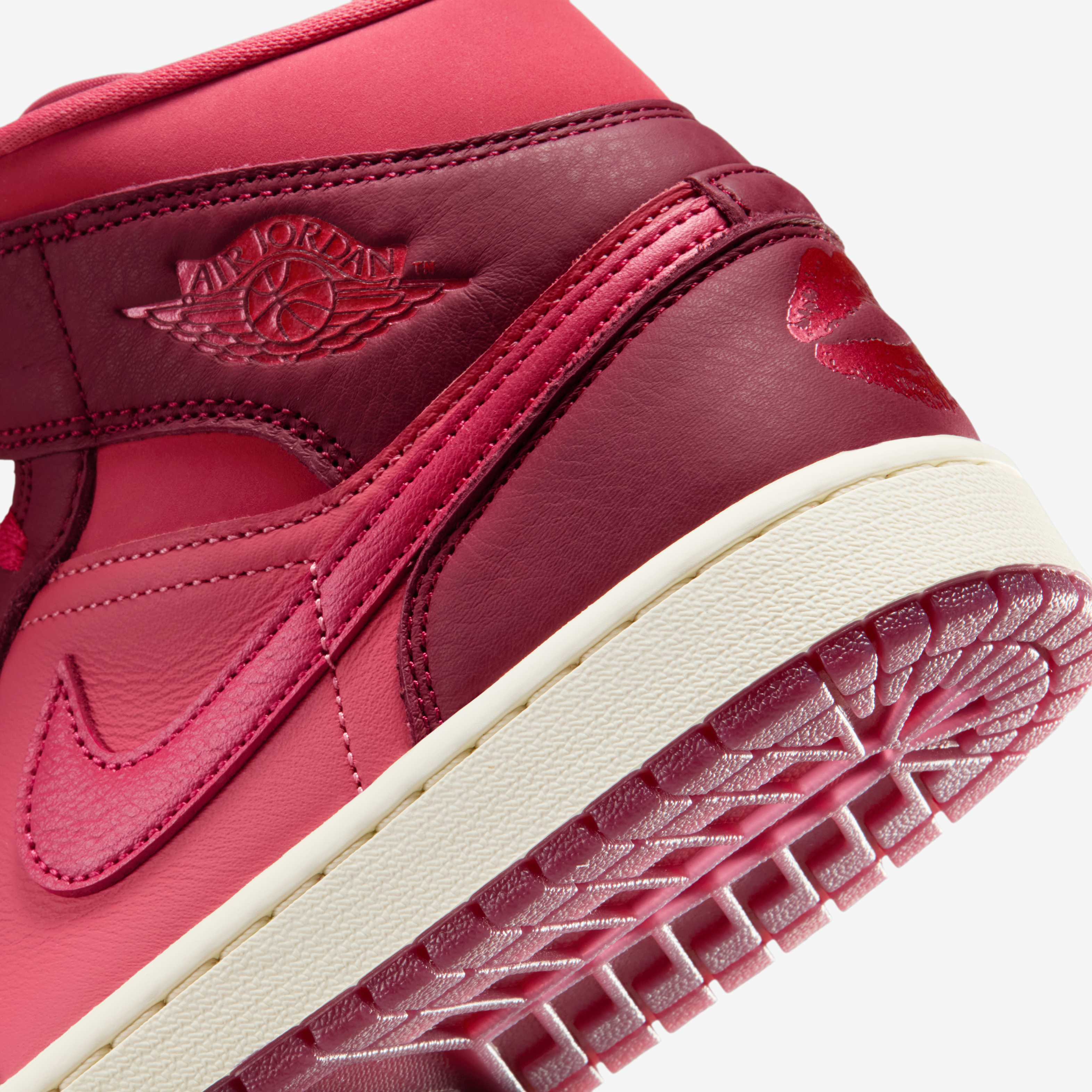 Air Jordan 1 Mid SE image number 7