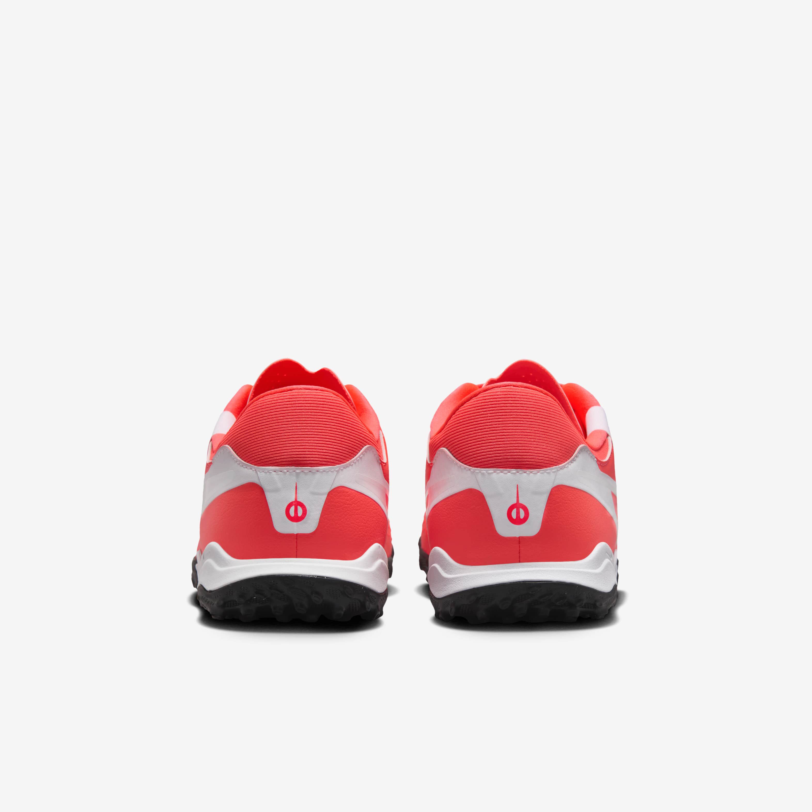 Nike Tiempo Legend 10 Academy image number 5