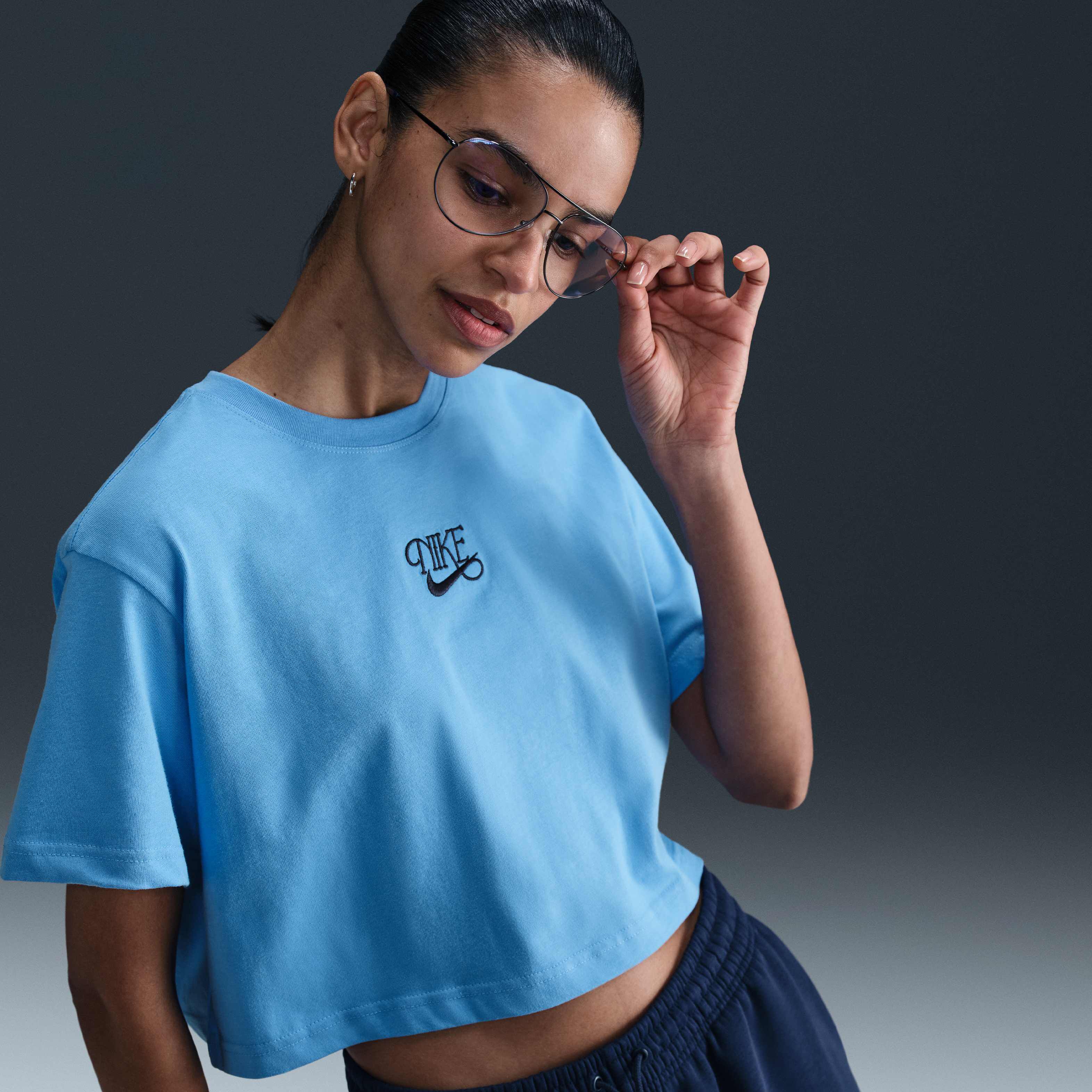 نايكي سبورتسوير image number 0