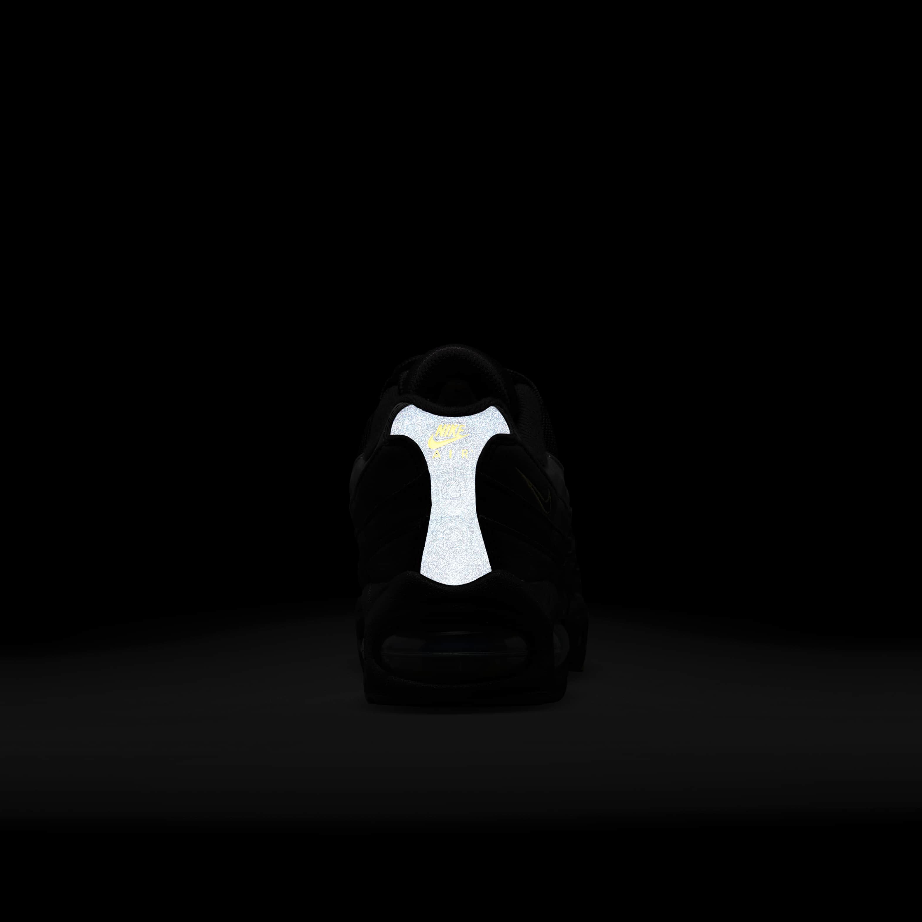 Nike Air Max 95 image number 9