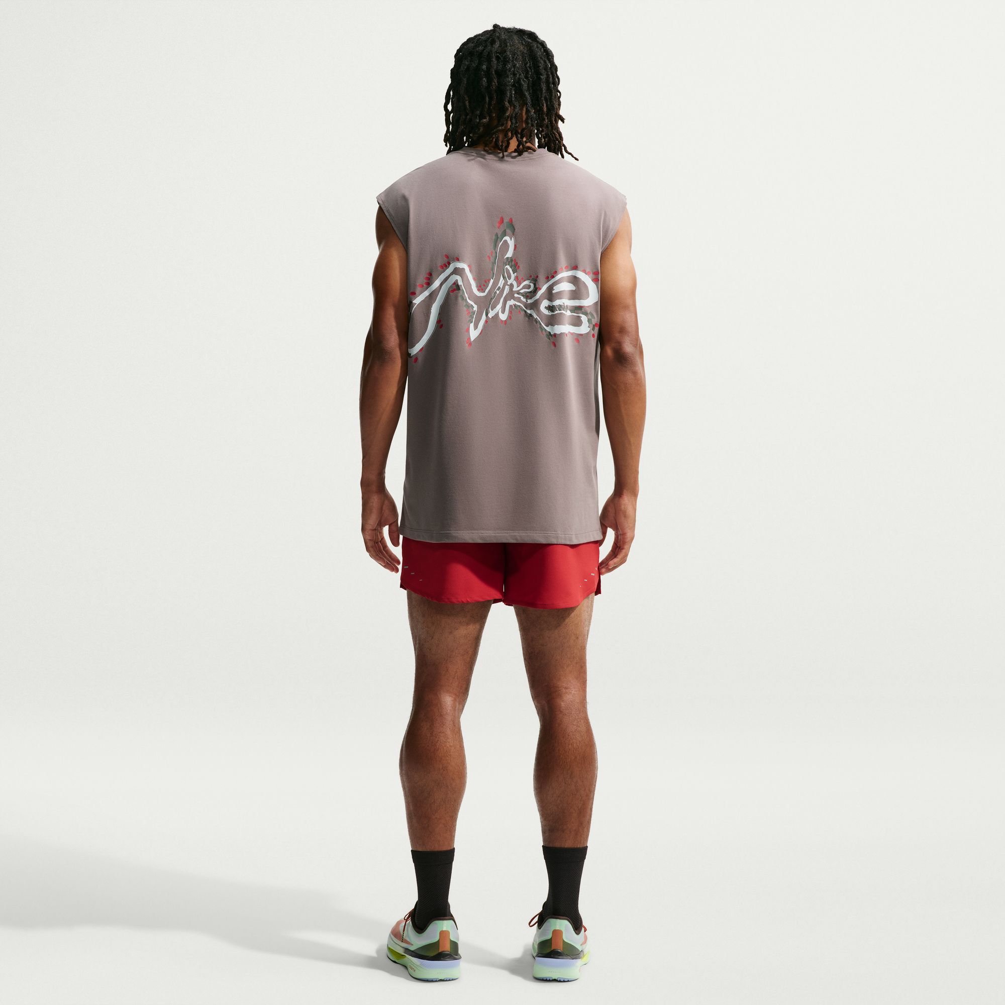 Nike image number 1