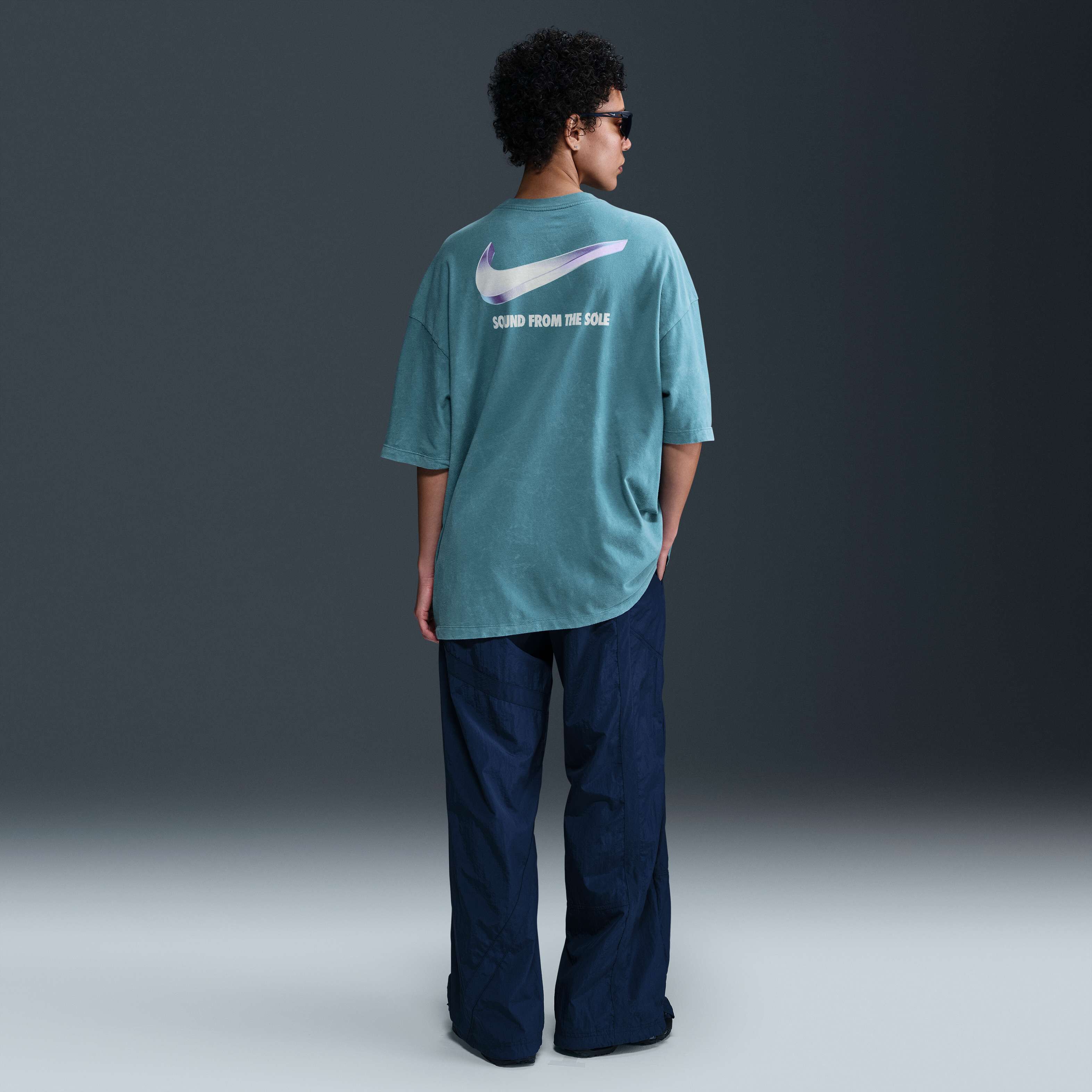 نايكي سبورتسوير image number 4