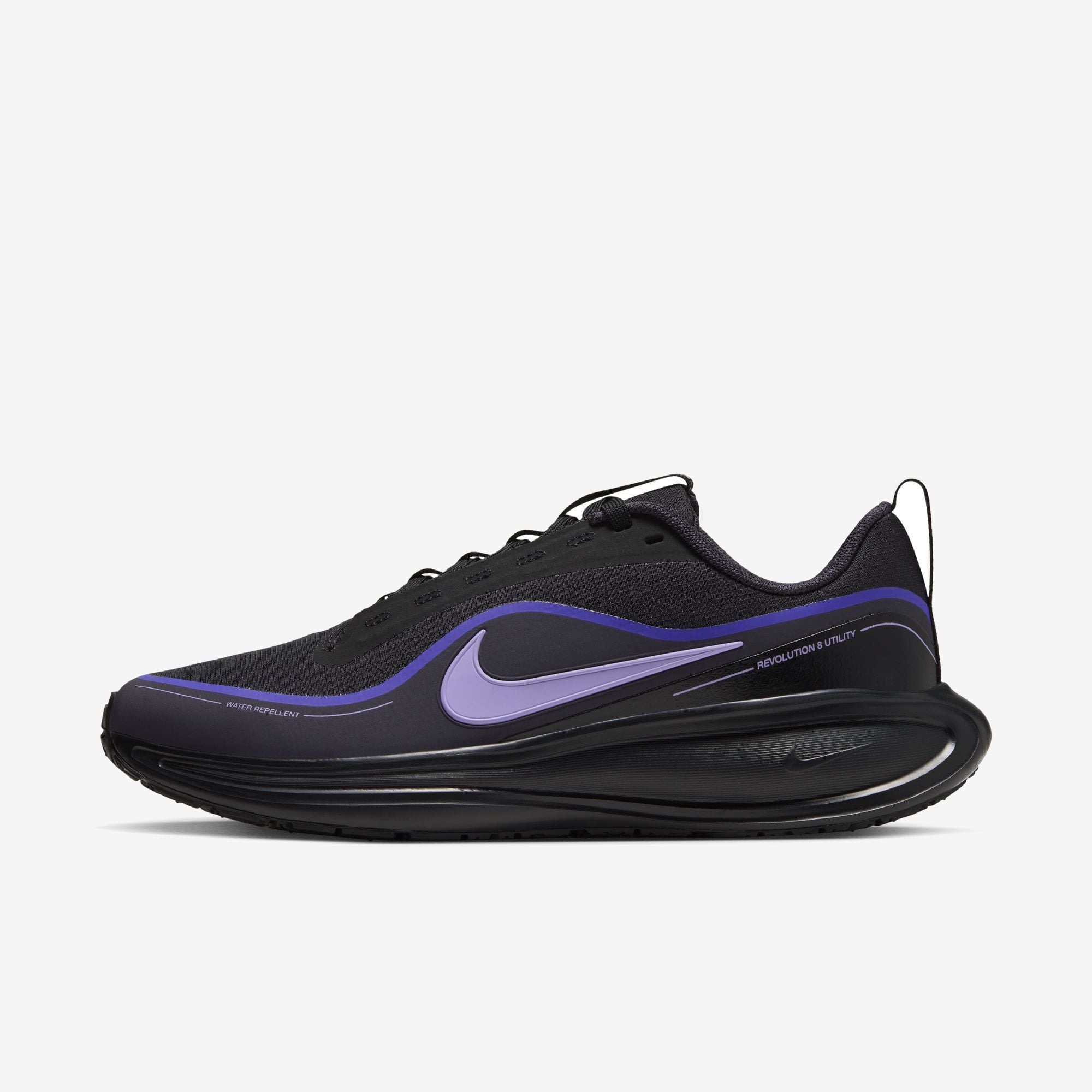 Nike Revolution 8 Utility image number 0