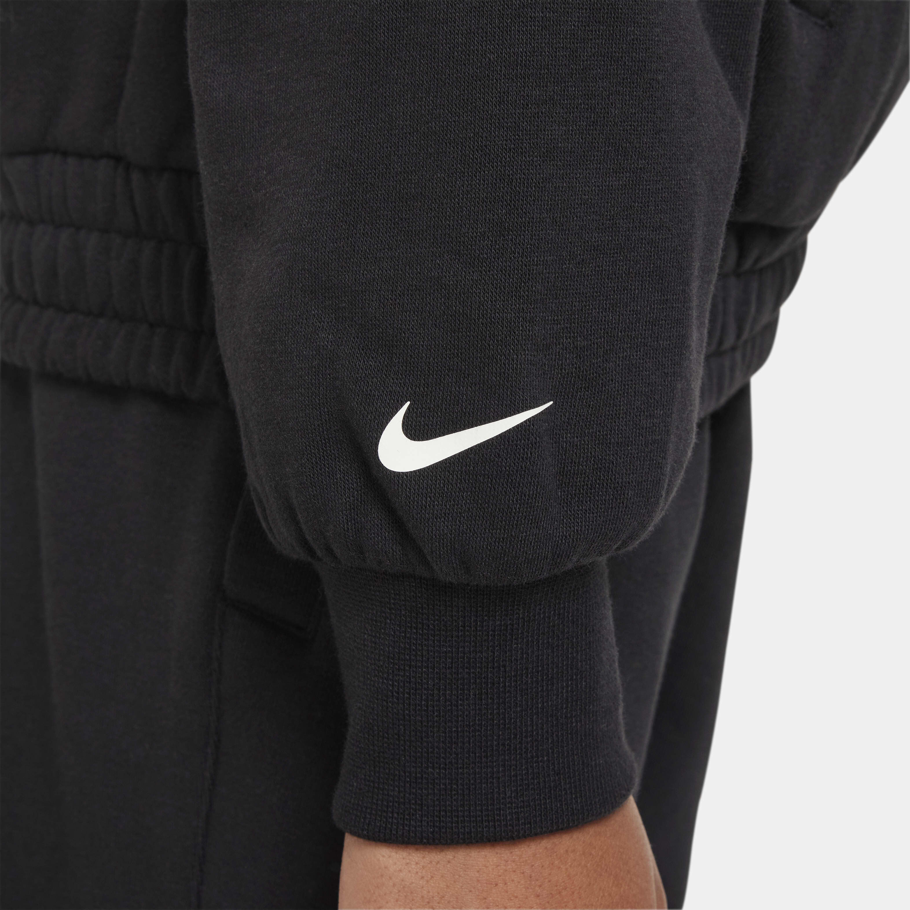 ليبرون image number 4