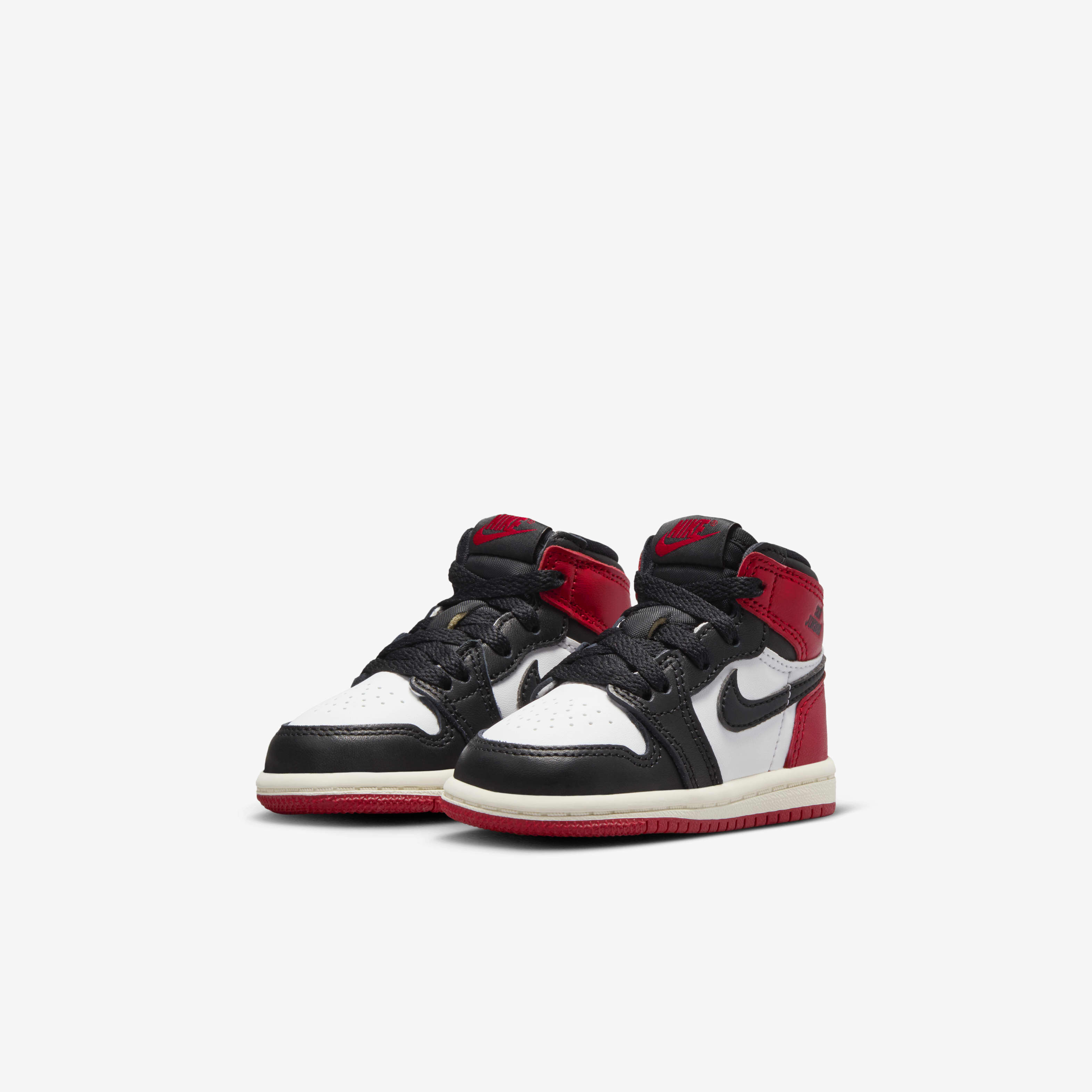 Jordan 1 Retro High OG image number 4