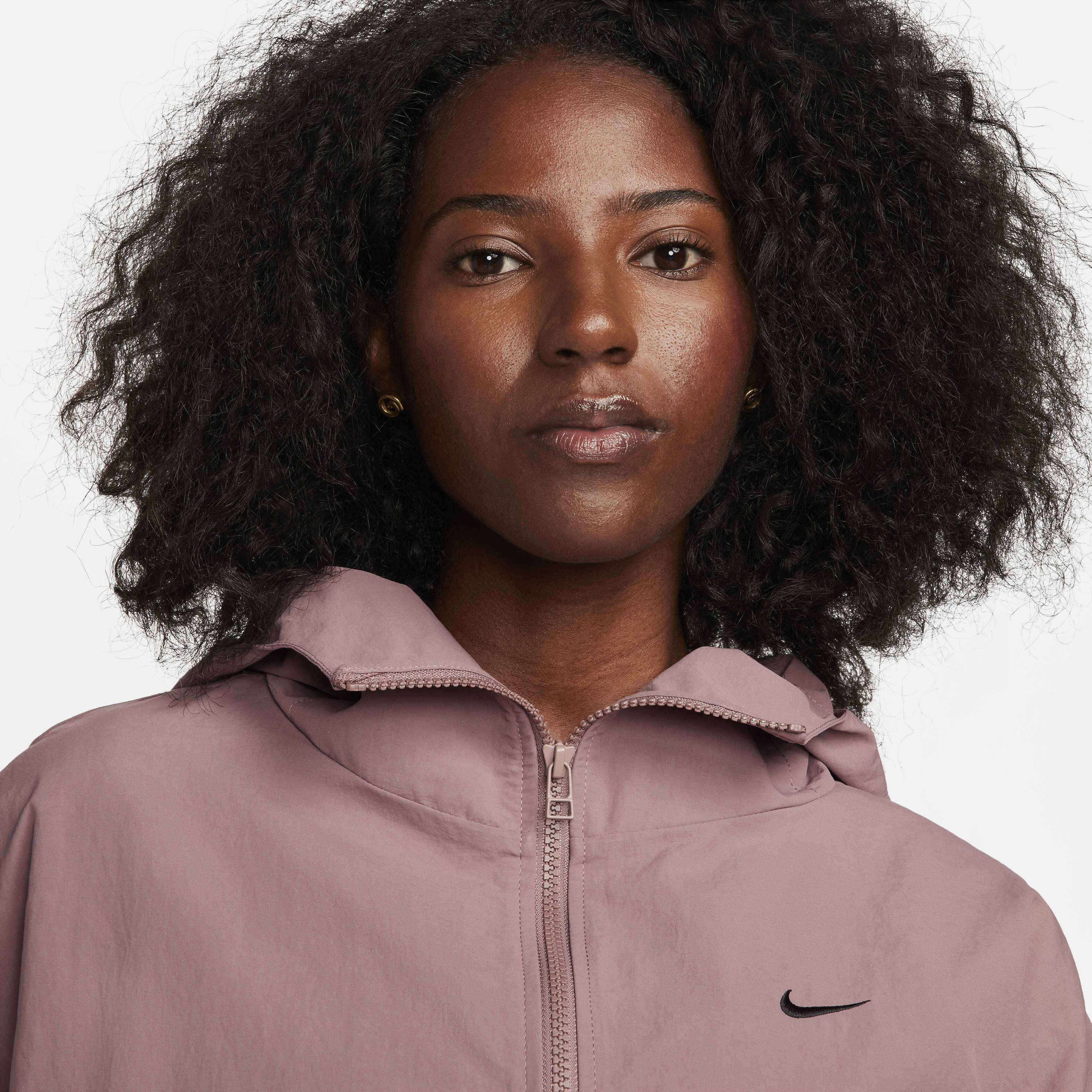 Buy Nike Sportswear Everything Wovens Women's Oversized Hooded Jacket -  Smokey Mauve/Black | Nike Kuwait Official