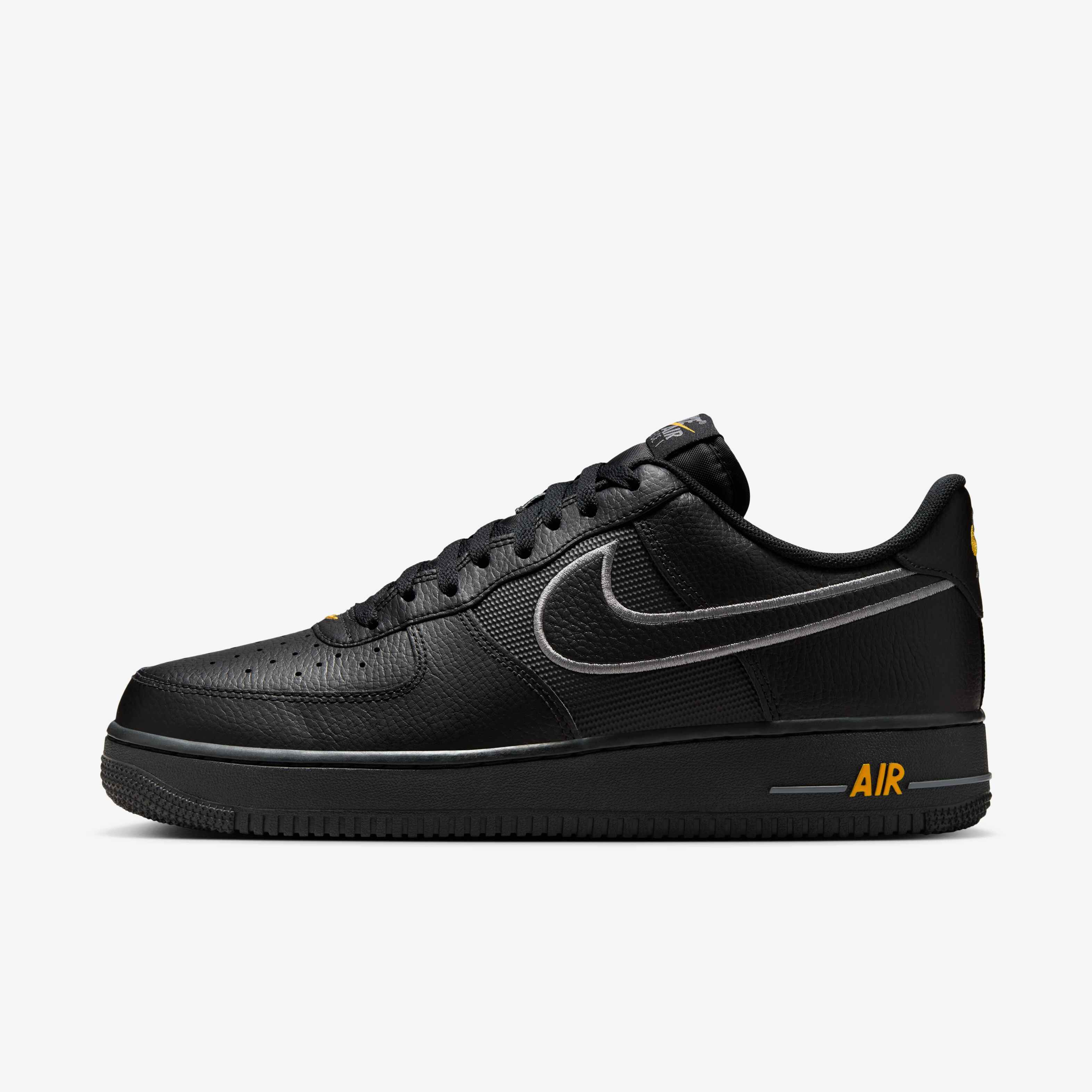 nike air force 1 black men's size 7