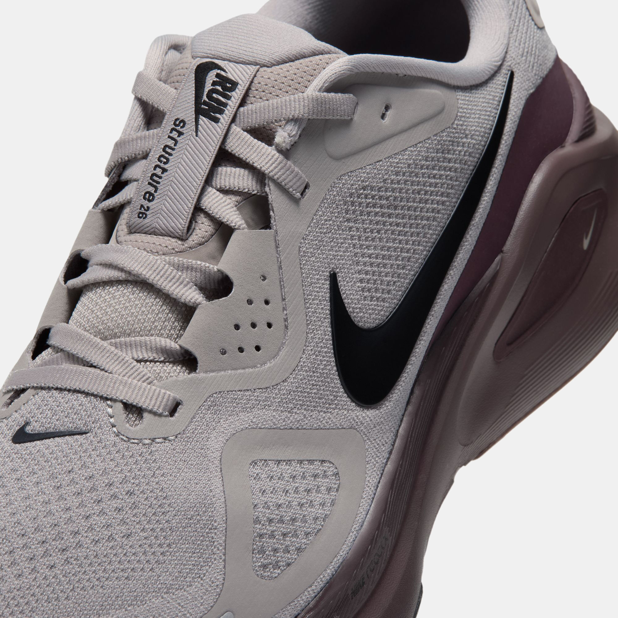 Nike Structure 26 image number 10