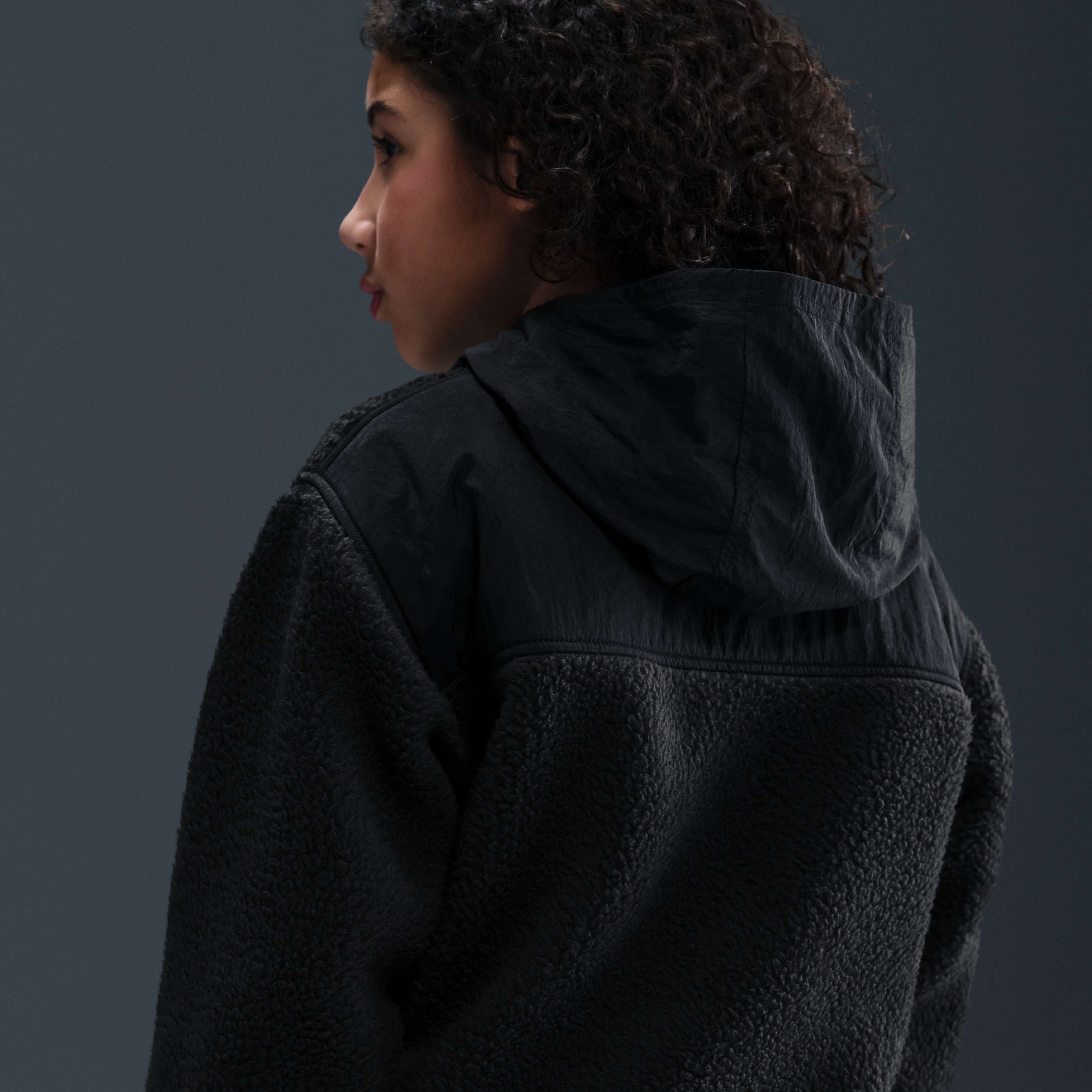 نايكي سبورتسوير كلوب فليس image number 3