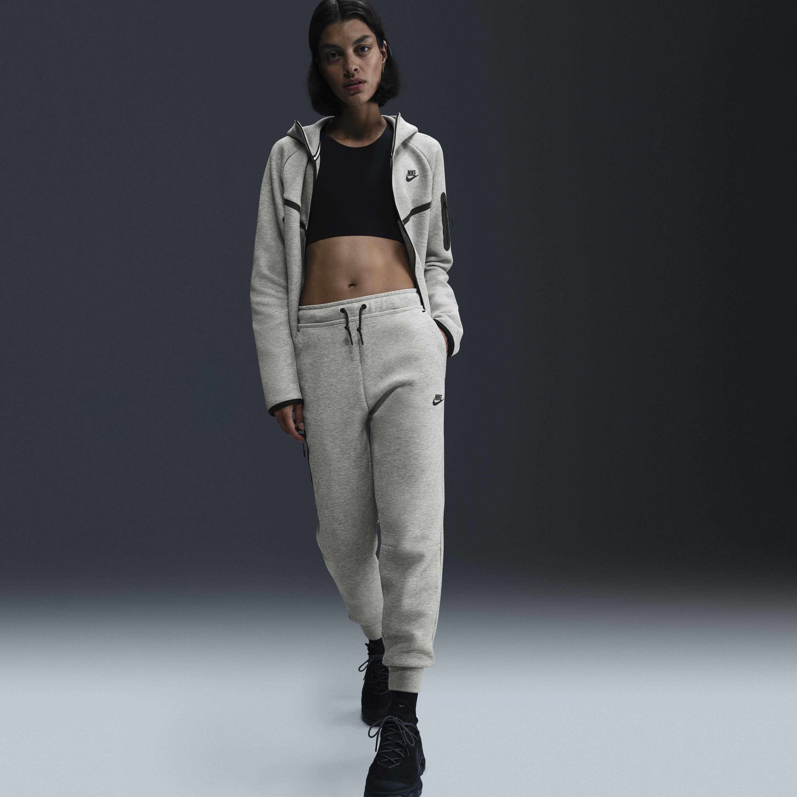 Womens grey joggers nike cheap