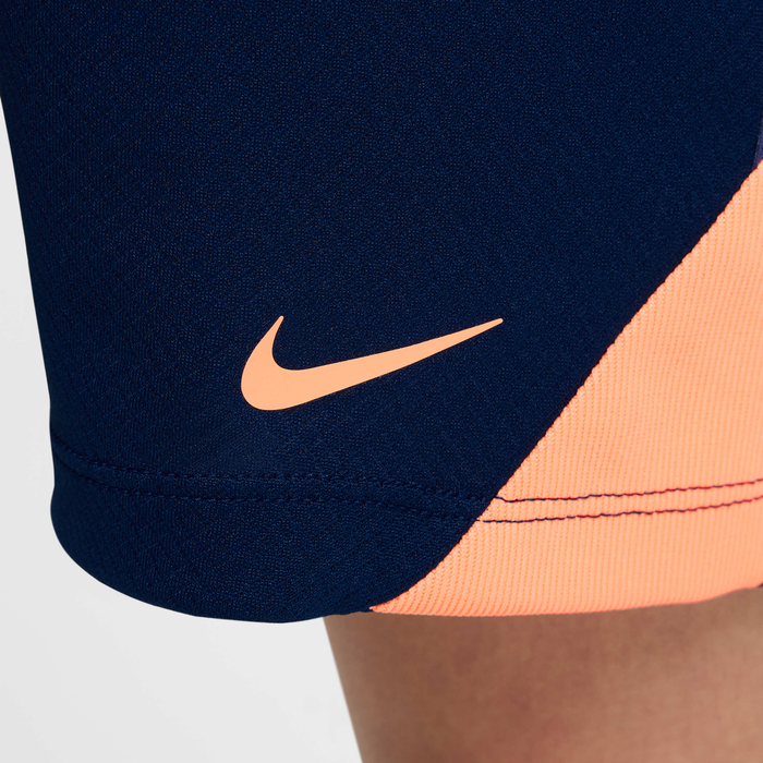 Nike Dri-FIT Strike image number 5 Nike Dri-FIT Strike image number 5