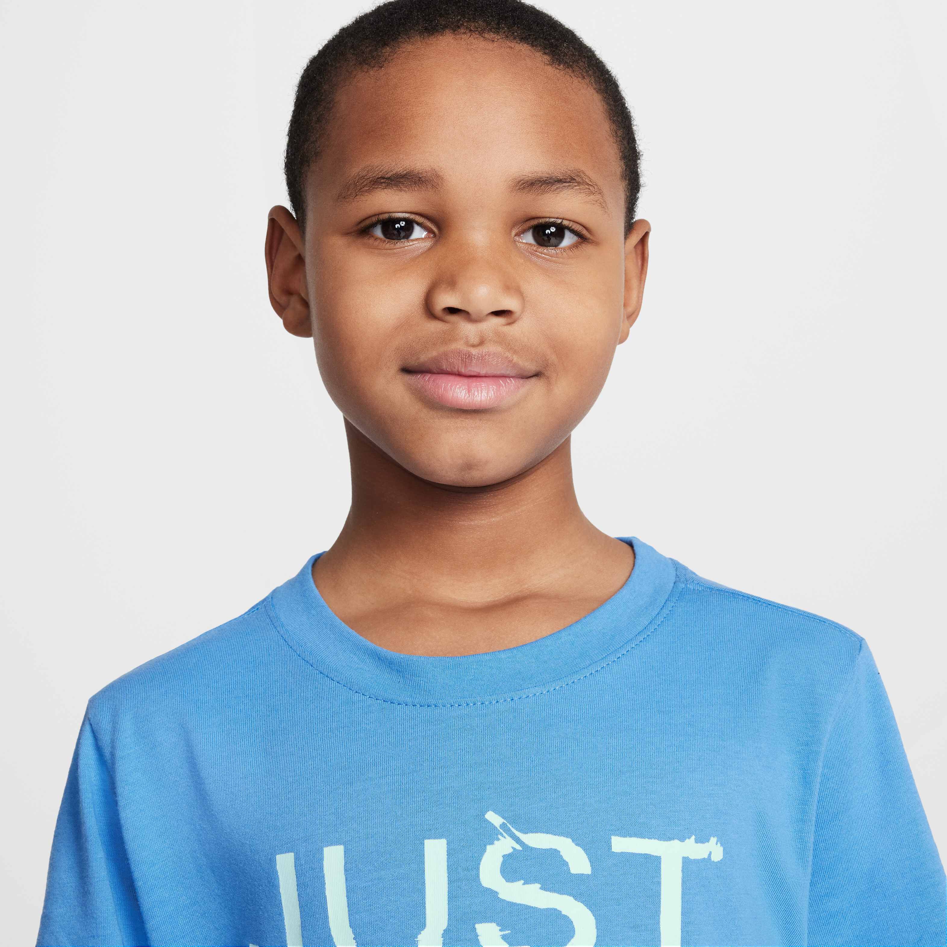 Nike Sportswear image number 2