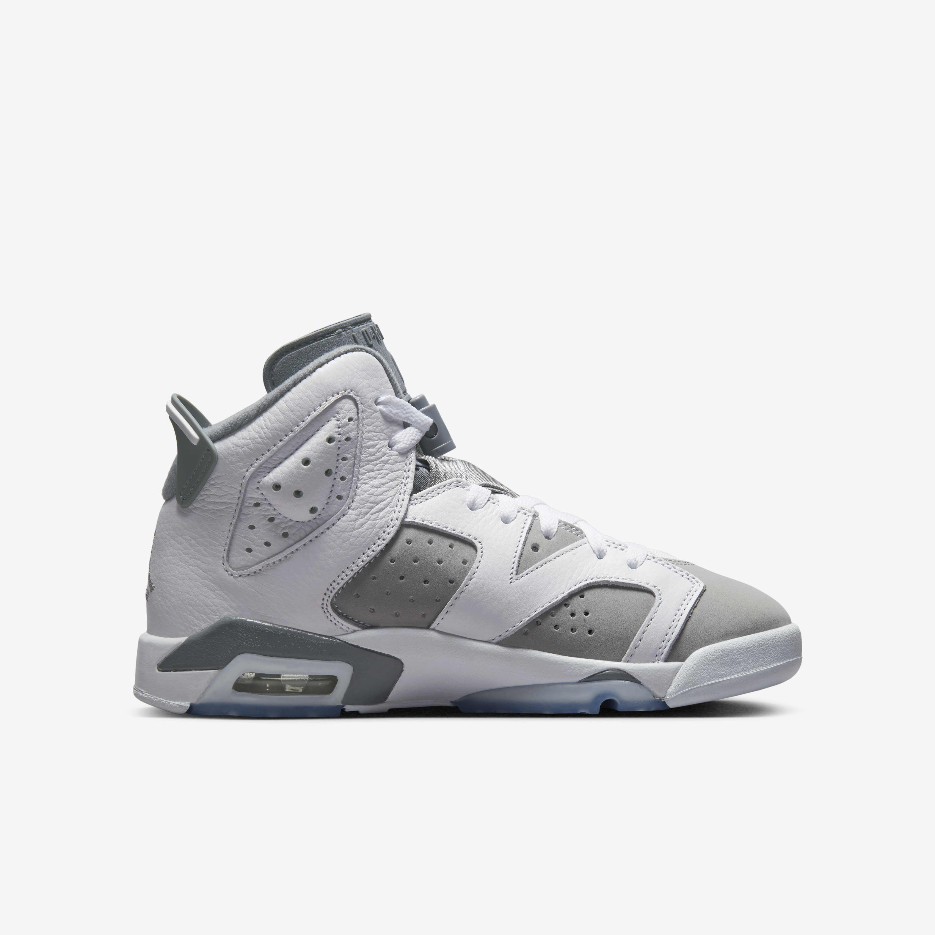 Air Jordan 6 Retro 'White and Midnight Navy' image number 2