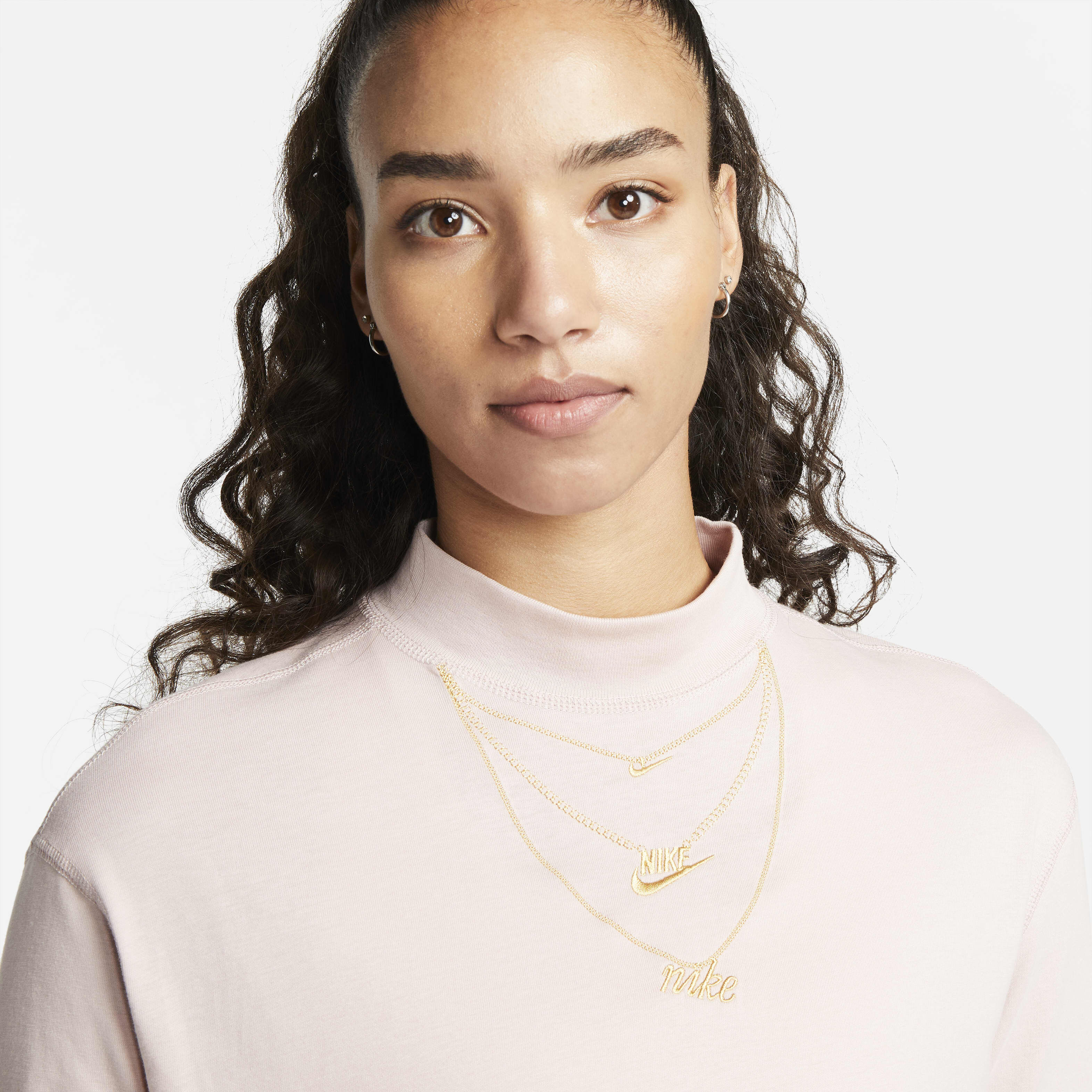 نايكي سبورتسوير image number 2