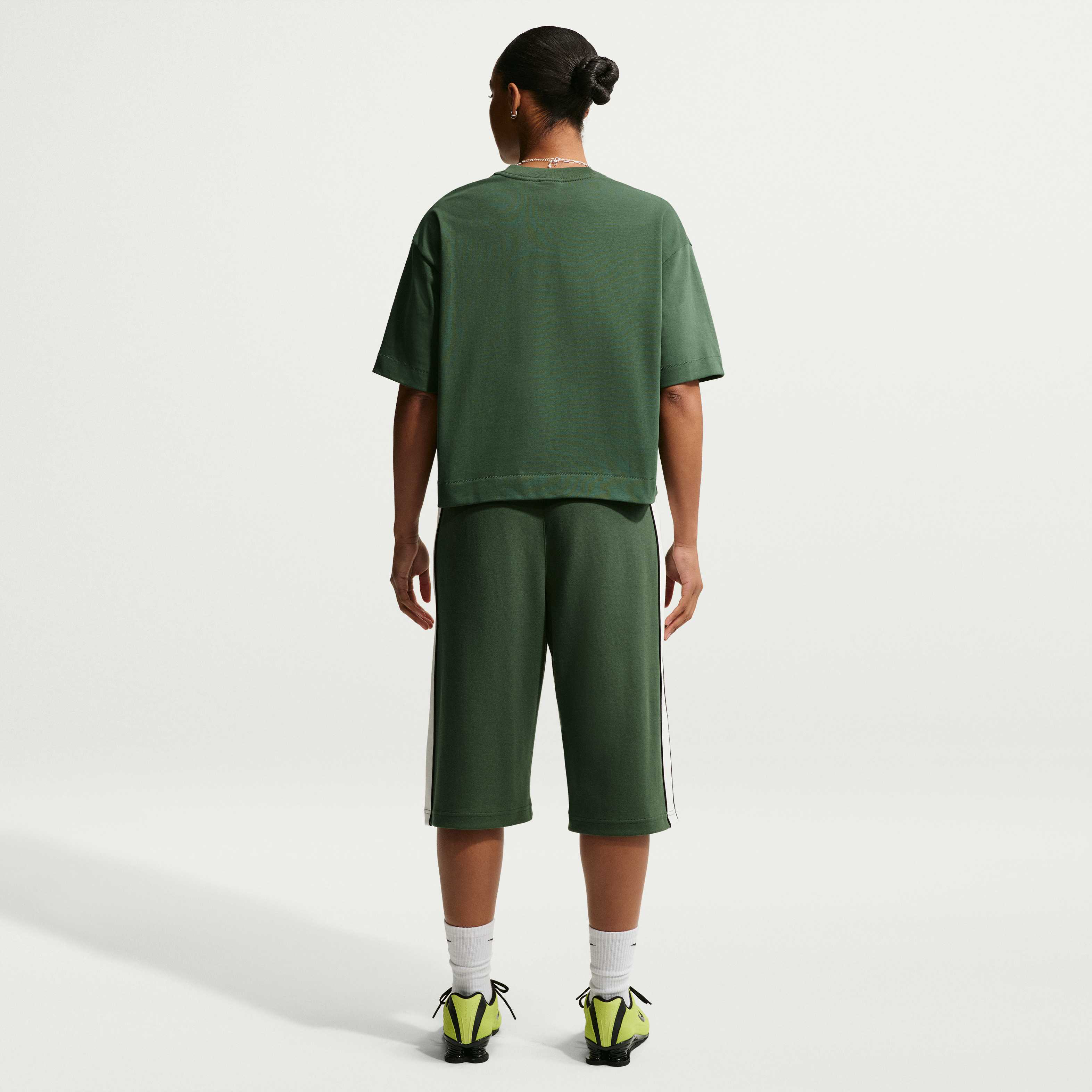 نايكي سبورتسوير image number 4