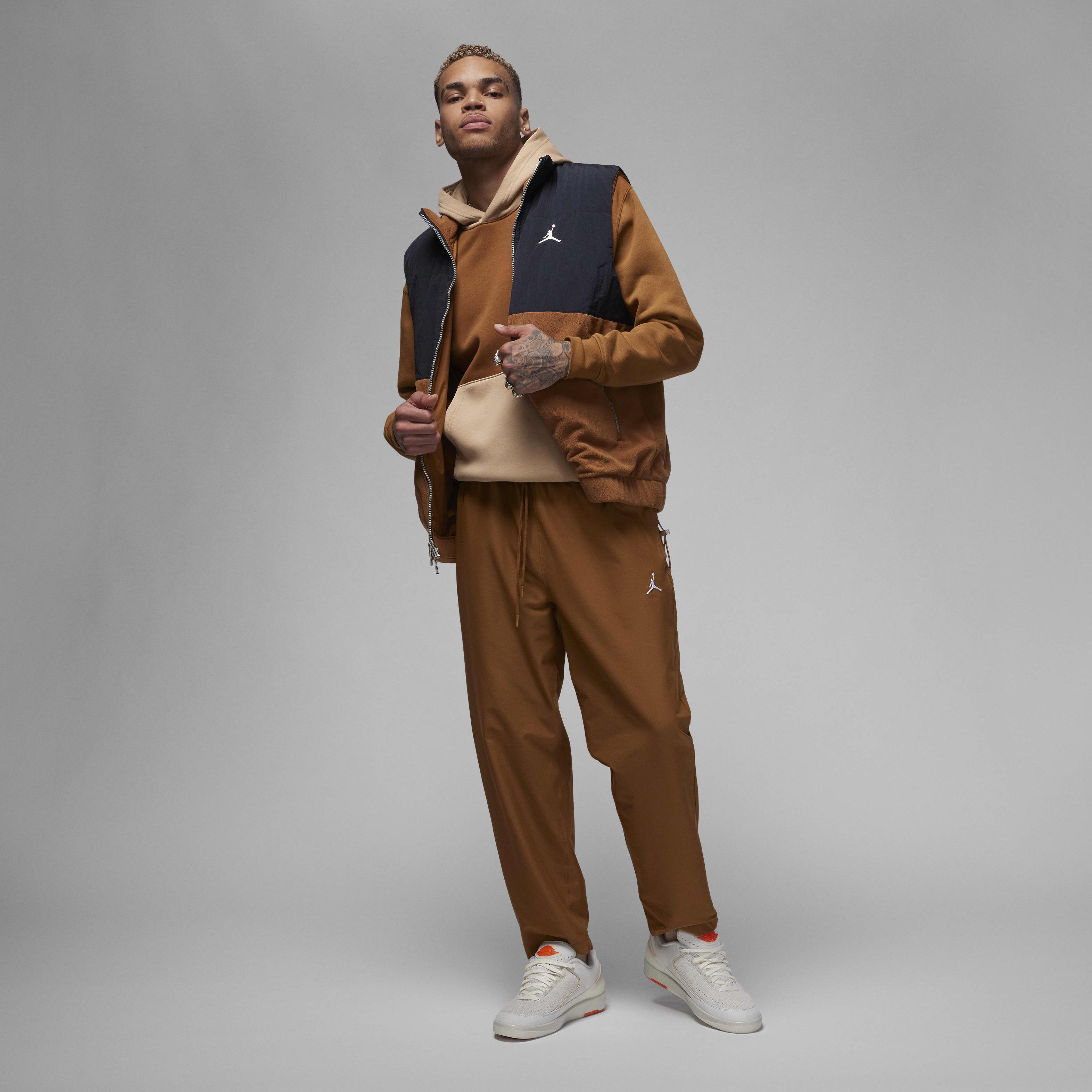 Jordan Essentials image number 8