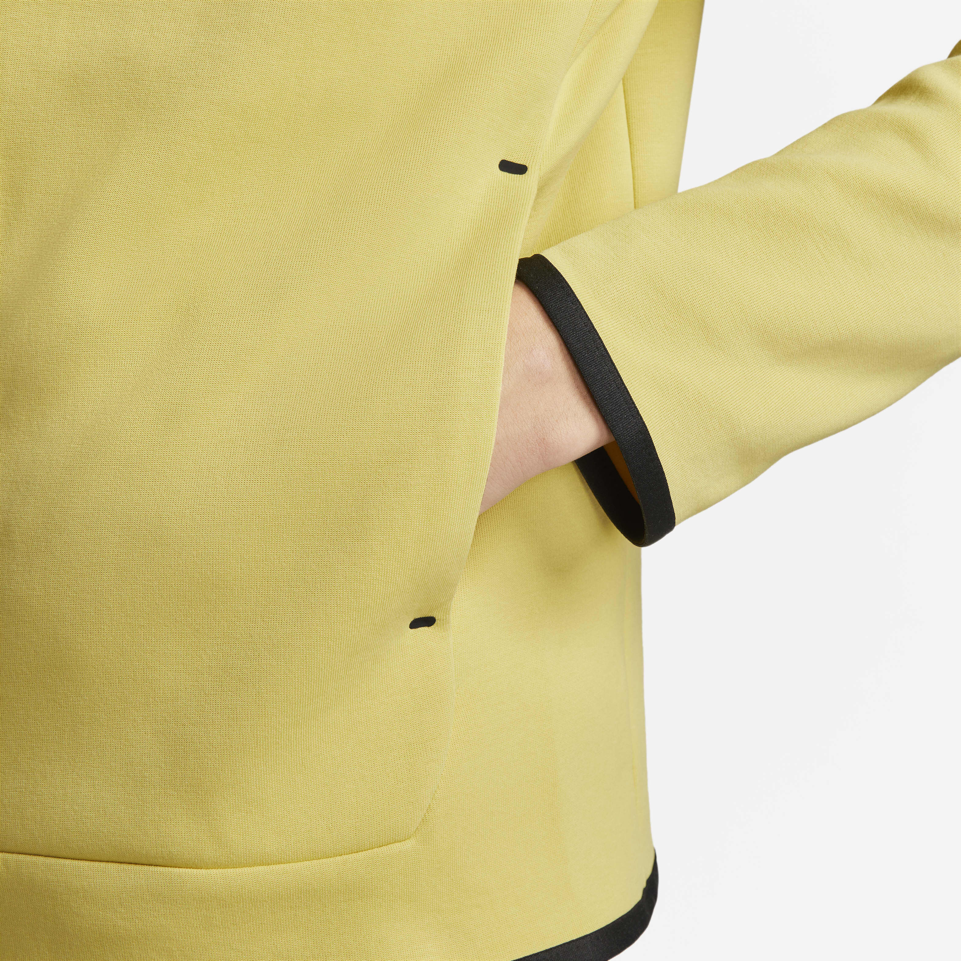 Nike Sportswear Tech Fleece image number 4