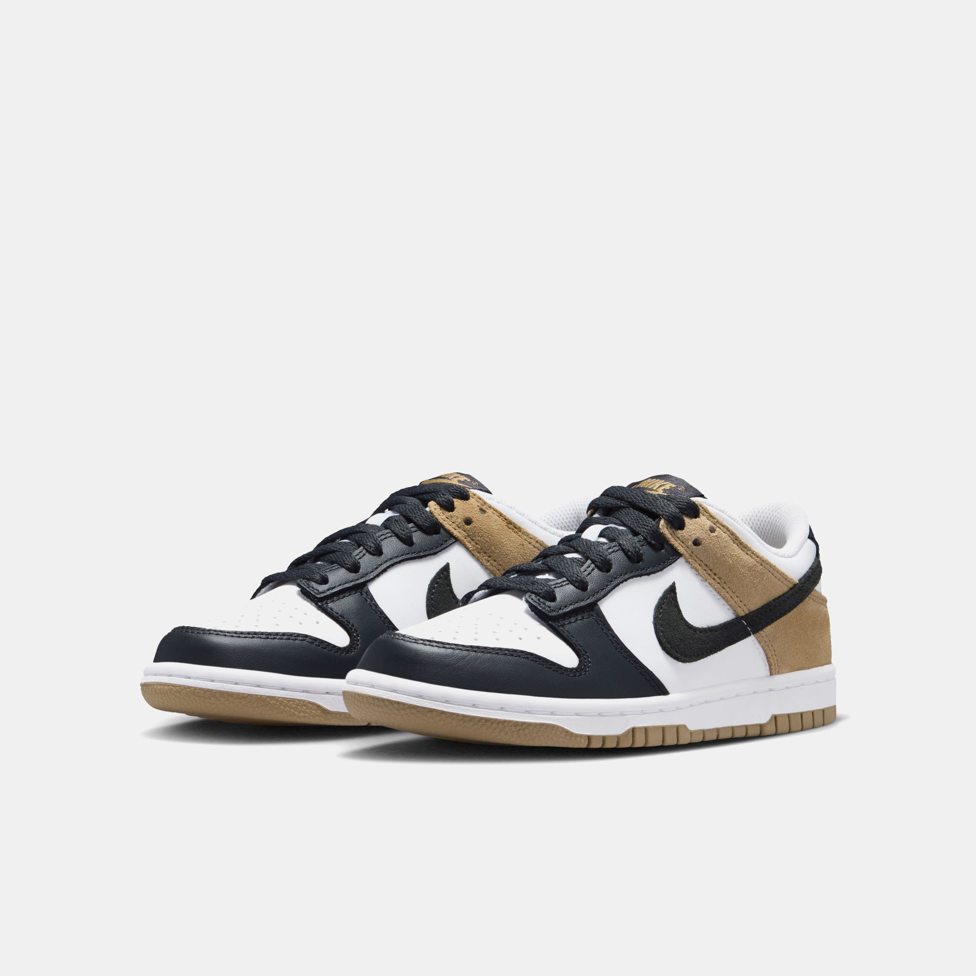 Nike Dunk Low Essential+ image number 2