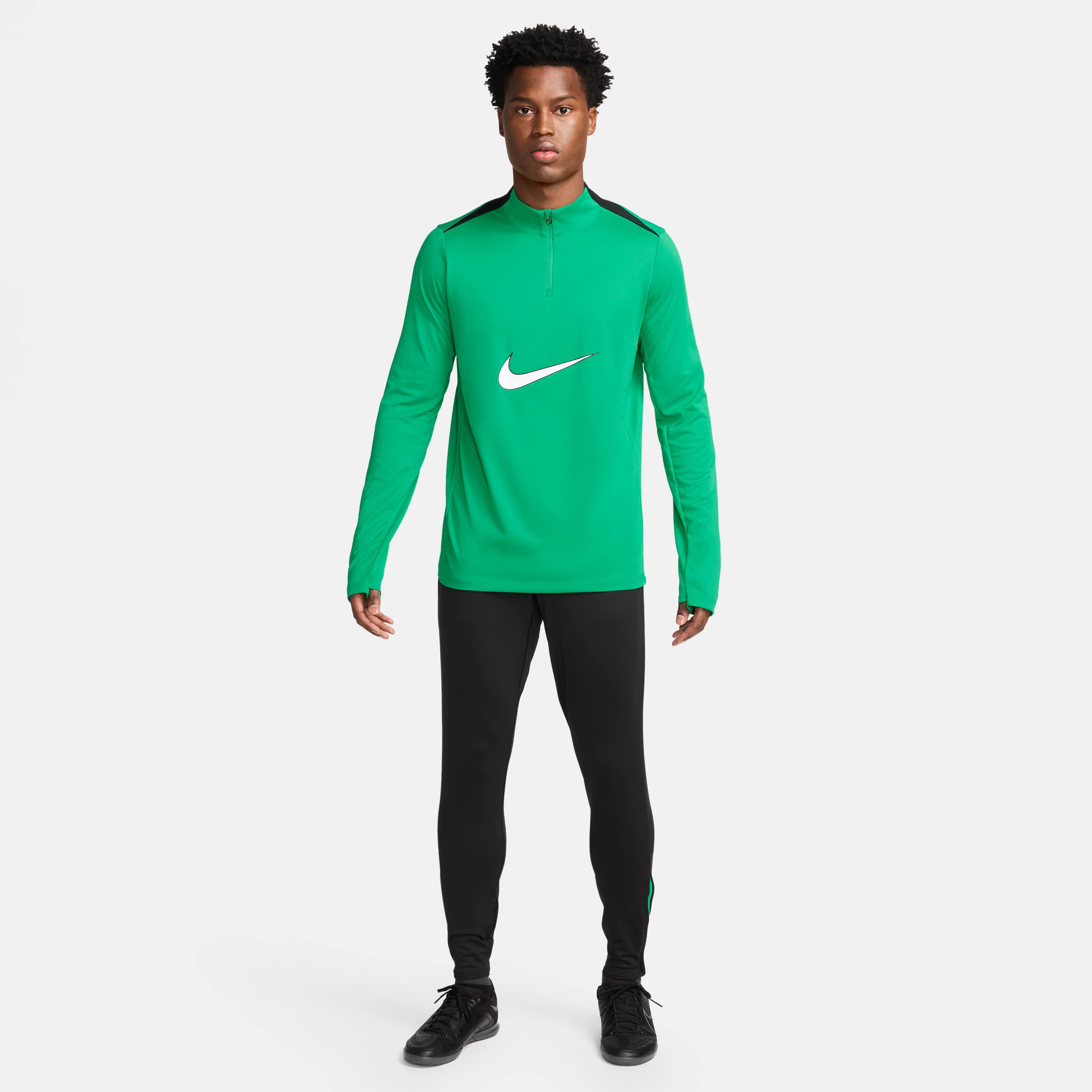 Nike Academy Pro image number 4