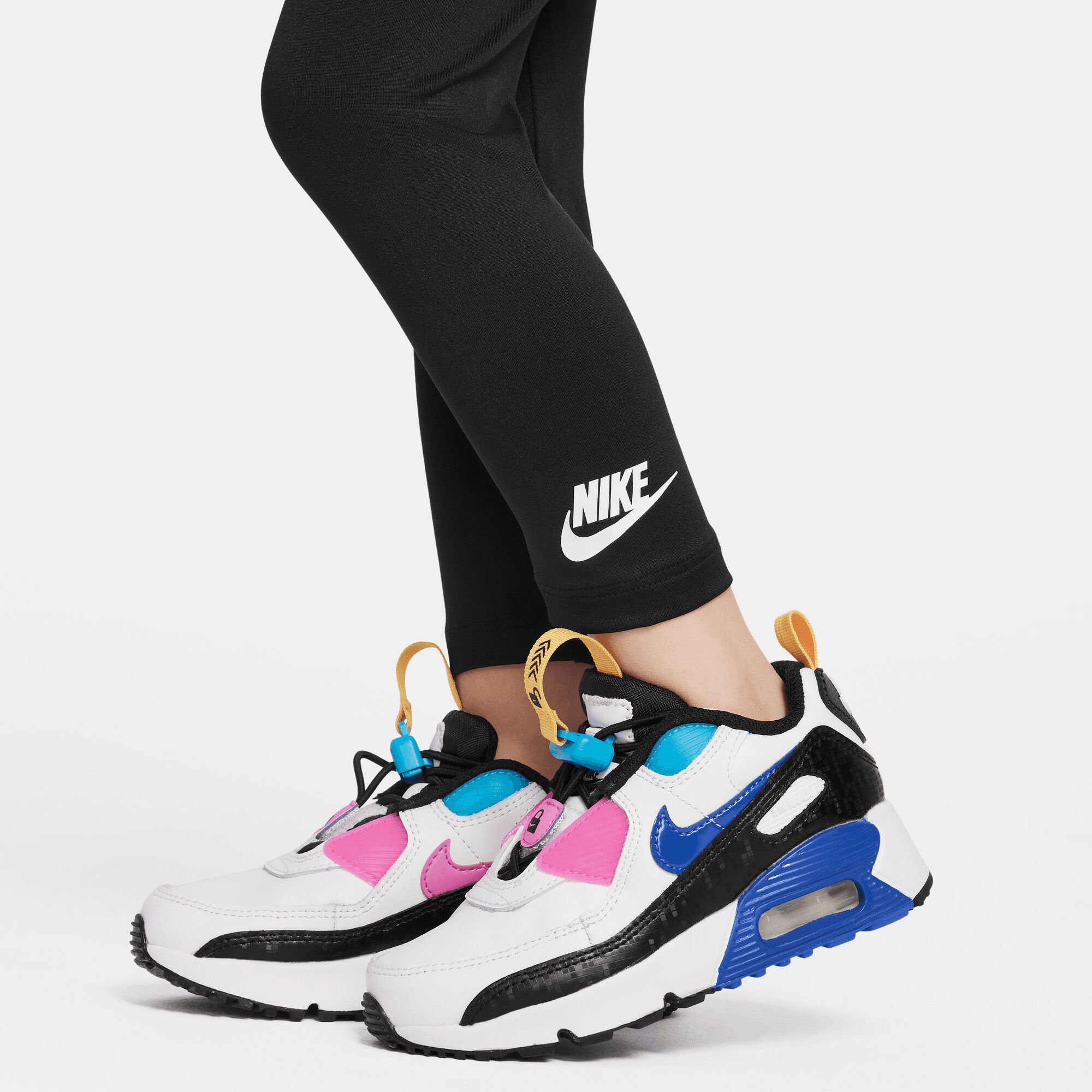 طقم نايكي ساي-داي ليقنز وجاكيت بسحاب كامل image number 4