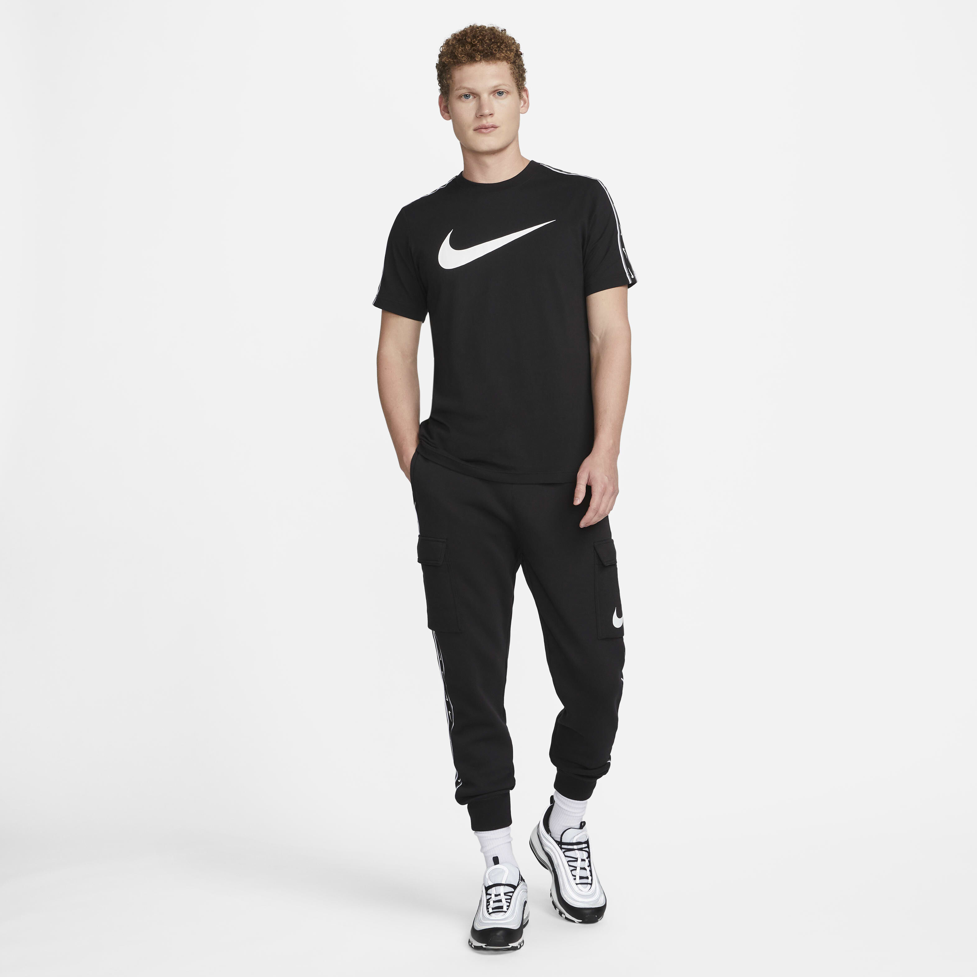 Nike Sportswear Repeat image number 5