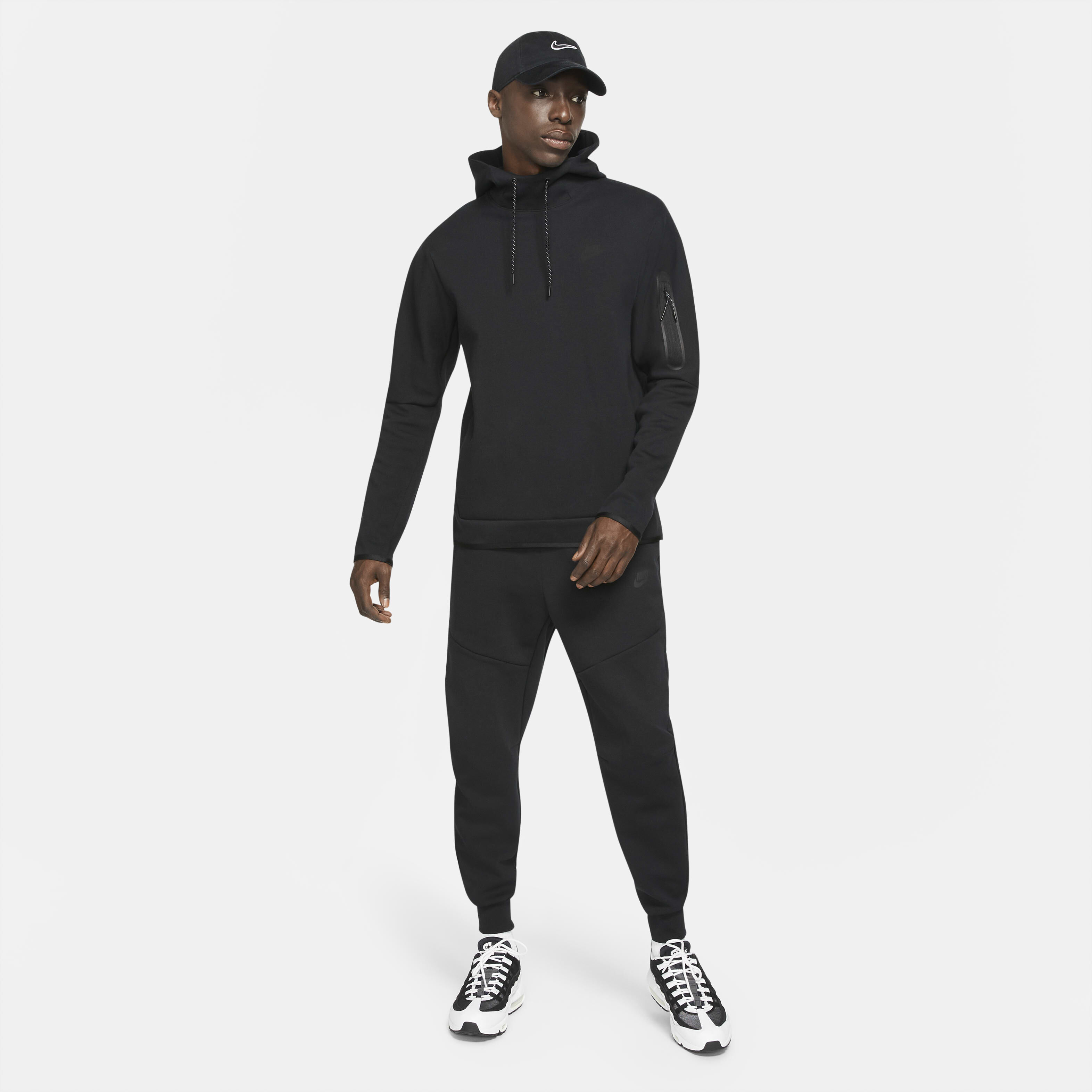Nike Sportswear Tech Fleece image number 6