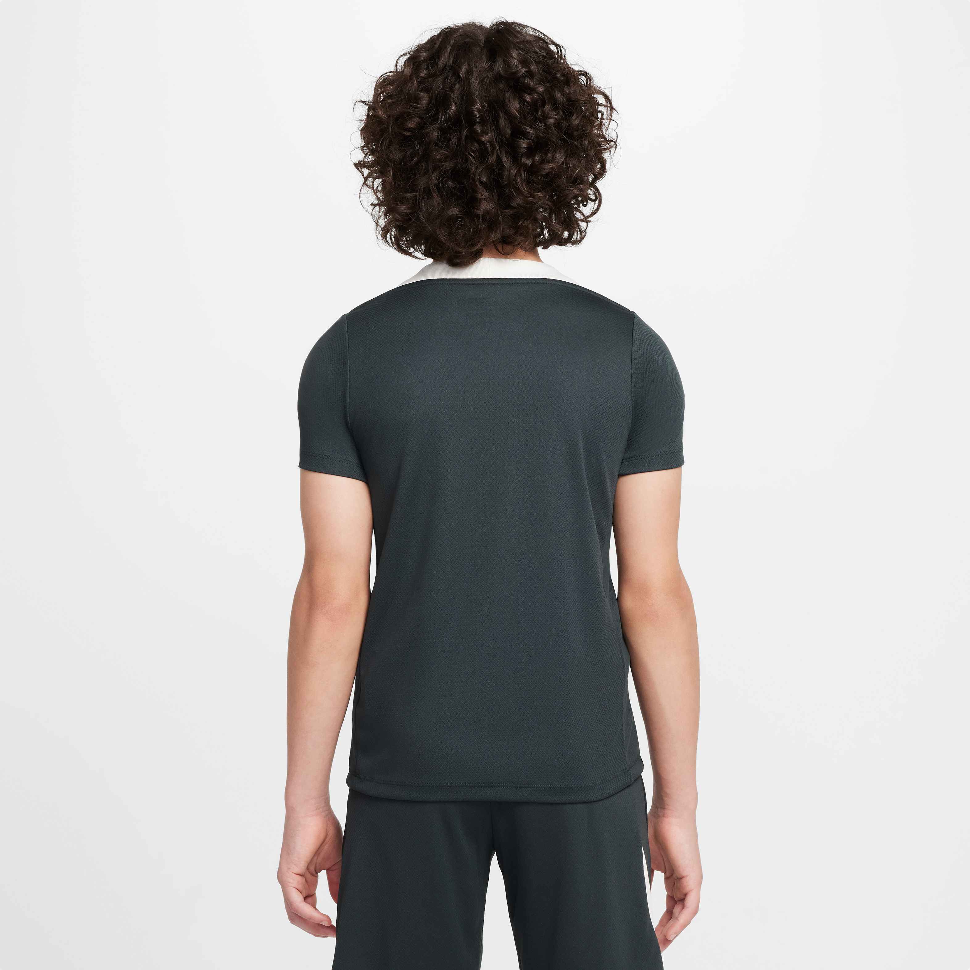 تشيلسي سترايك image number 1