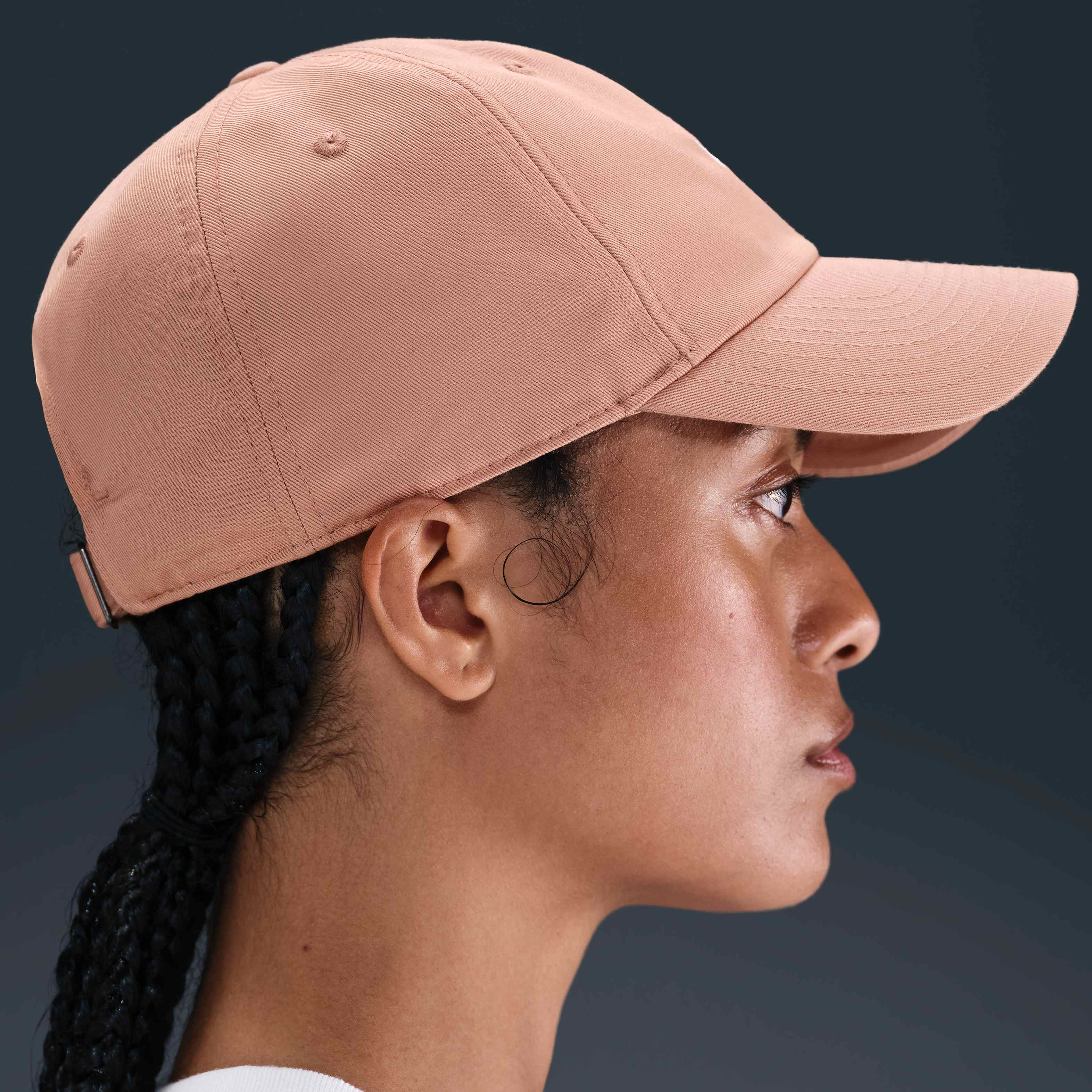 Nike Club image number 2