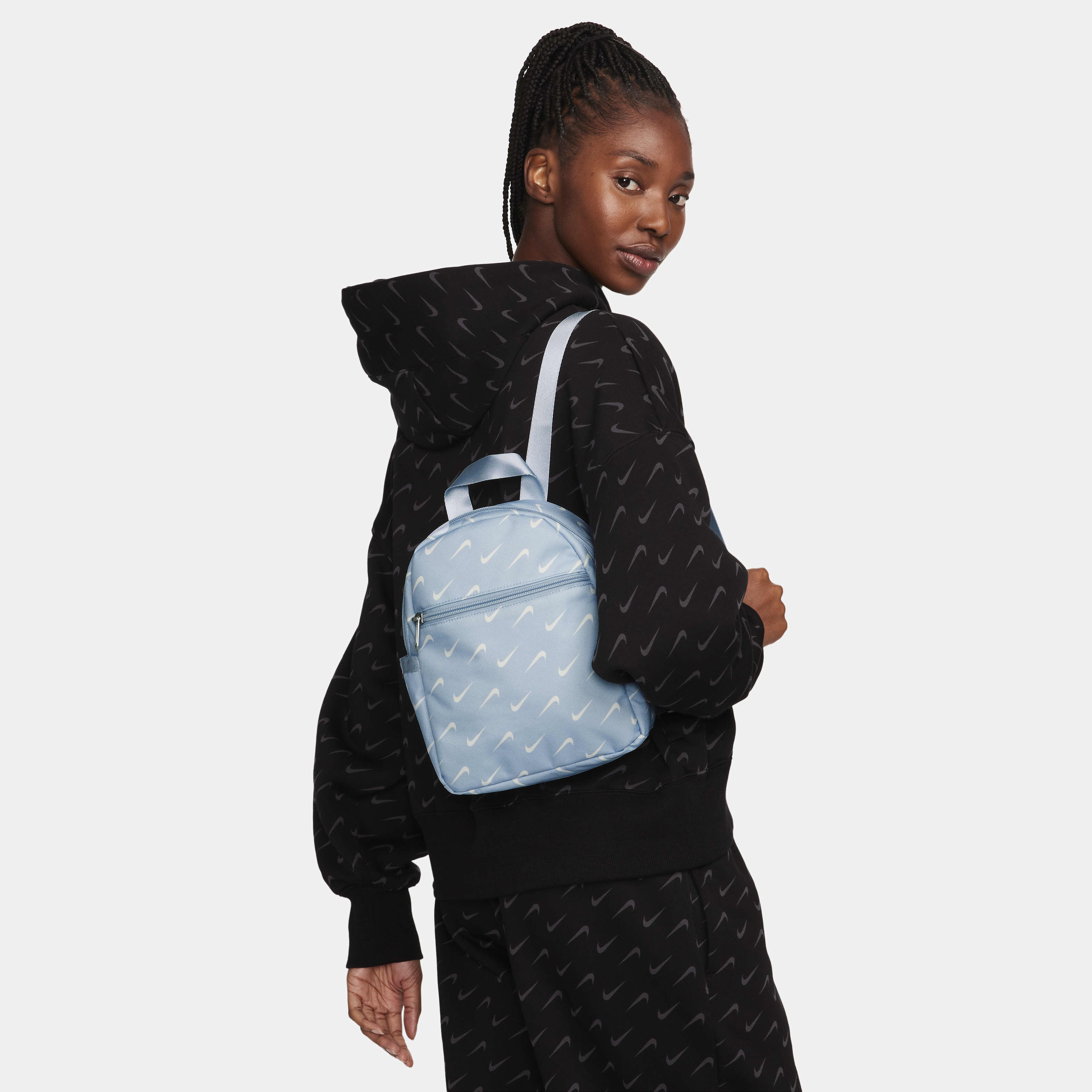 Nike small backpack women's shop