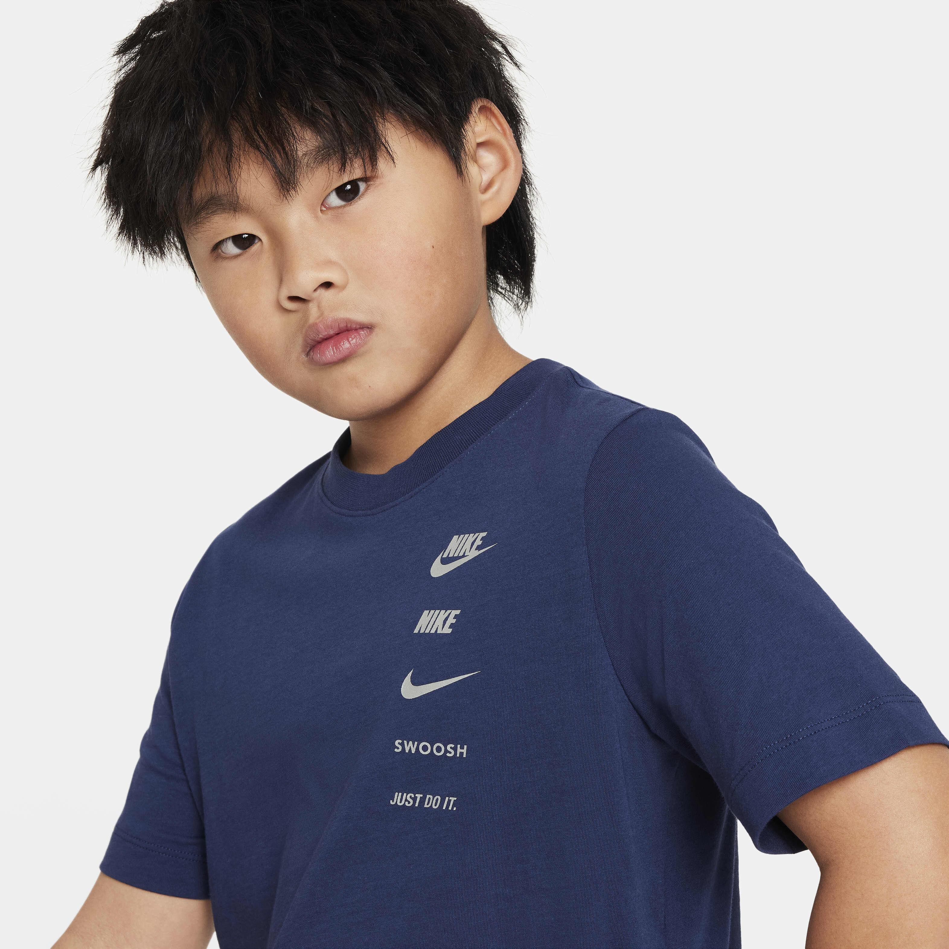 Nike Sportswear image number 2