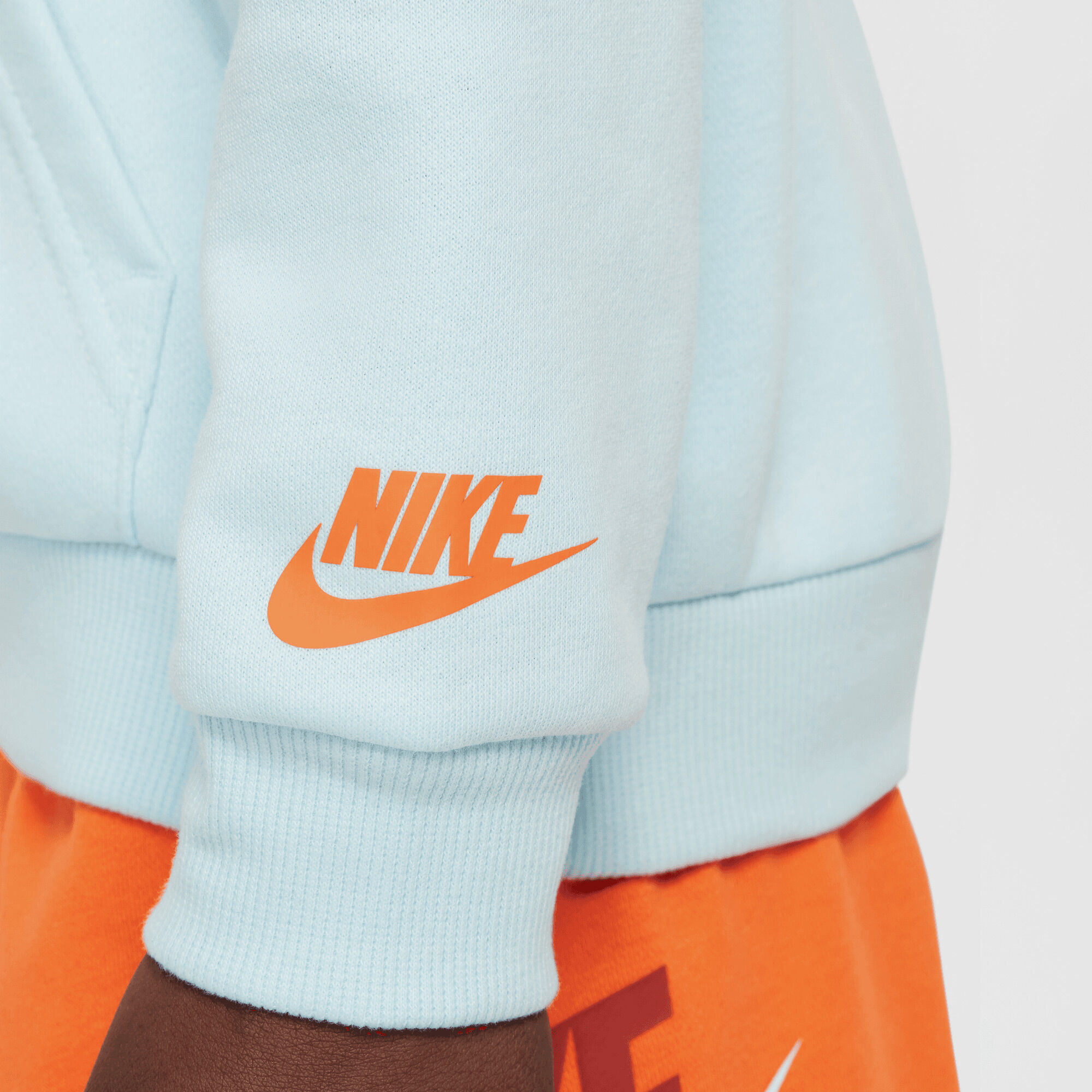 Nike Sportswear Create Your Own Adventure image number 4