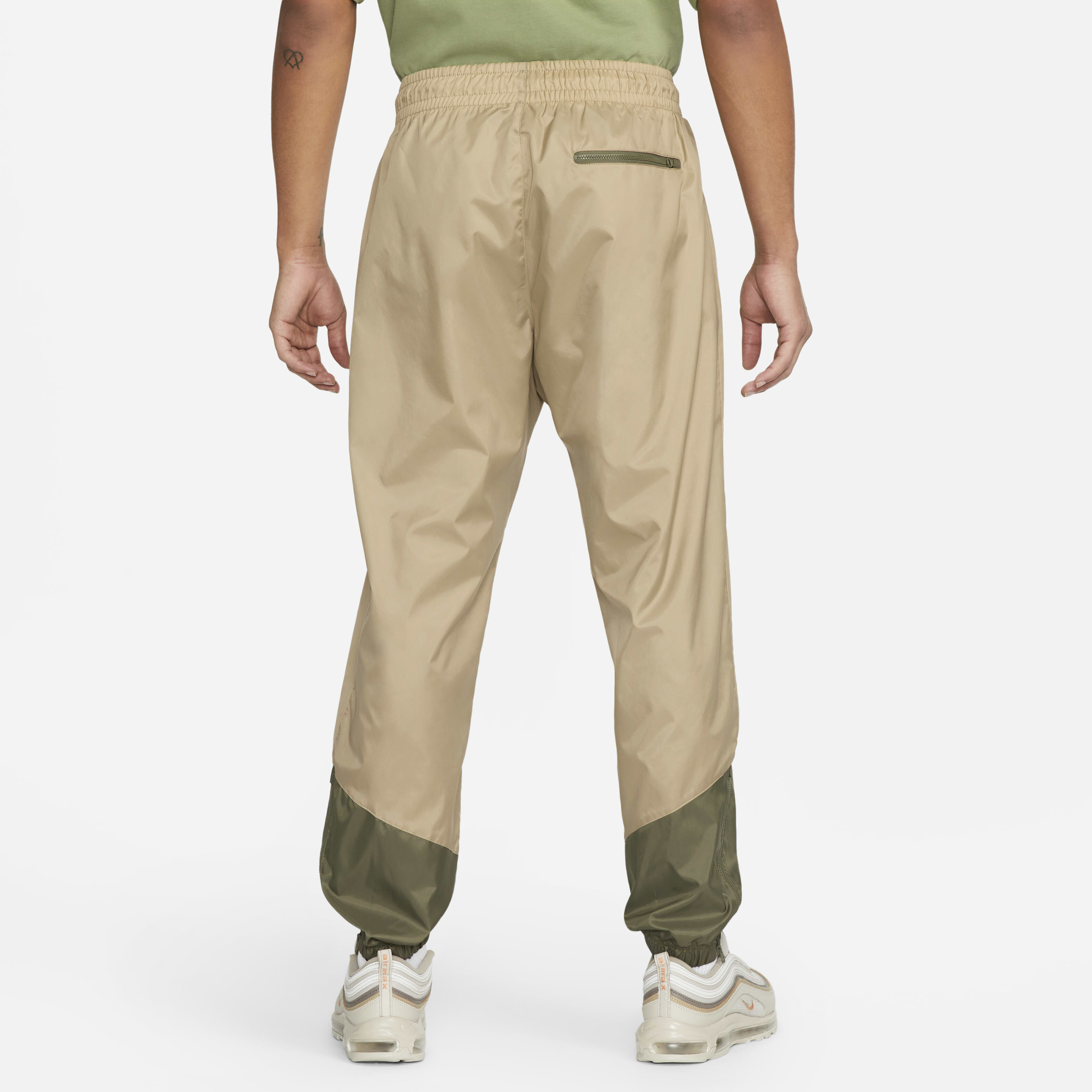 Nike Windrunner image number 1