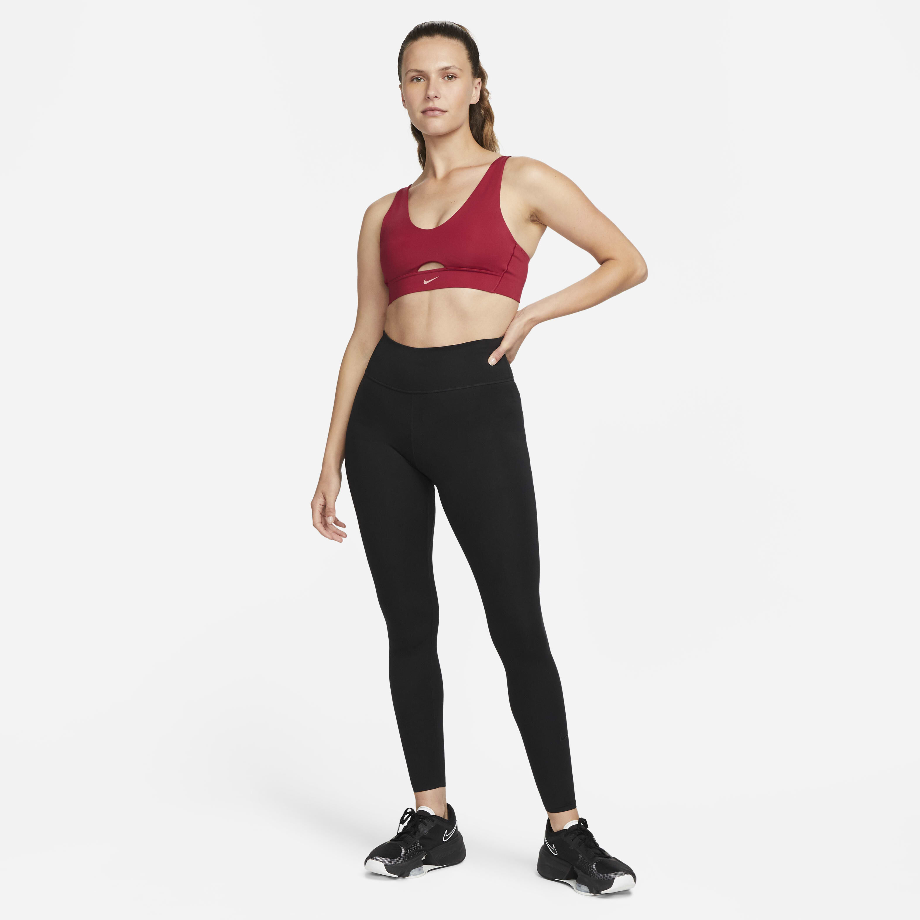 Nike Indy Plunge Cut-Out image number 7