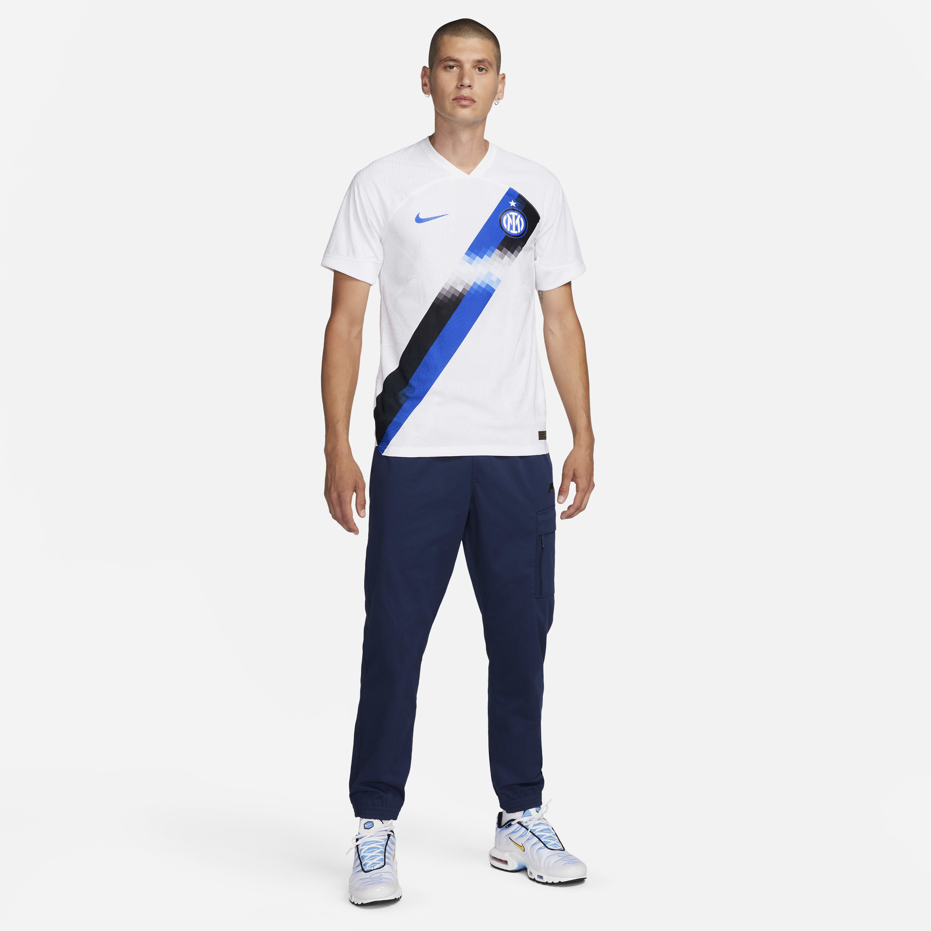 انتر ميلان 2023/24 ماتش الاحتياطي image number 8