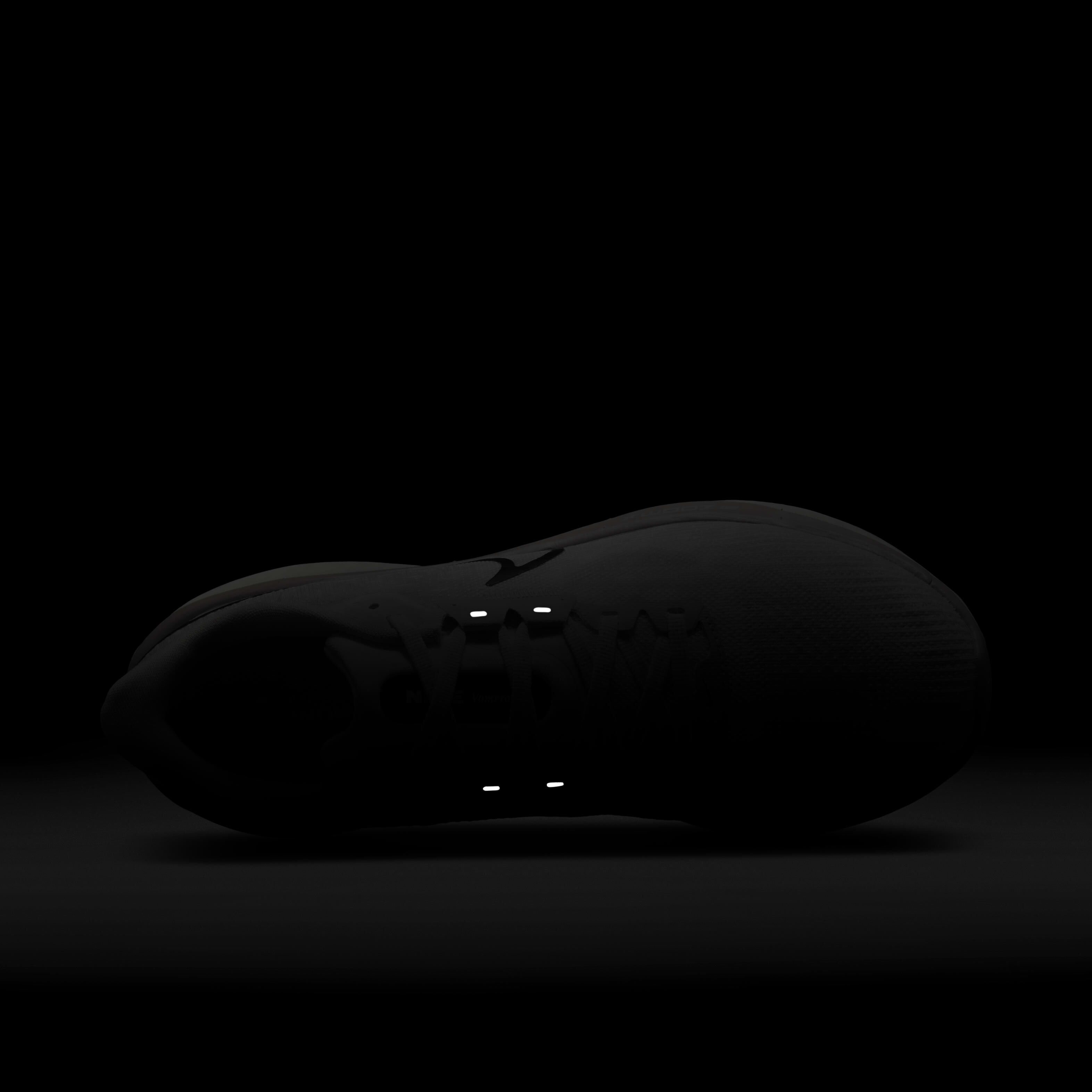 Nike Vomero 17 image number 8