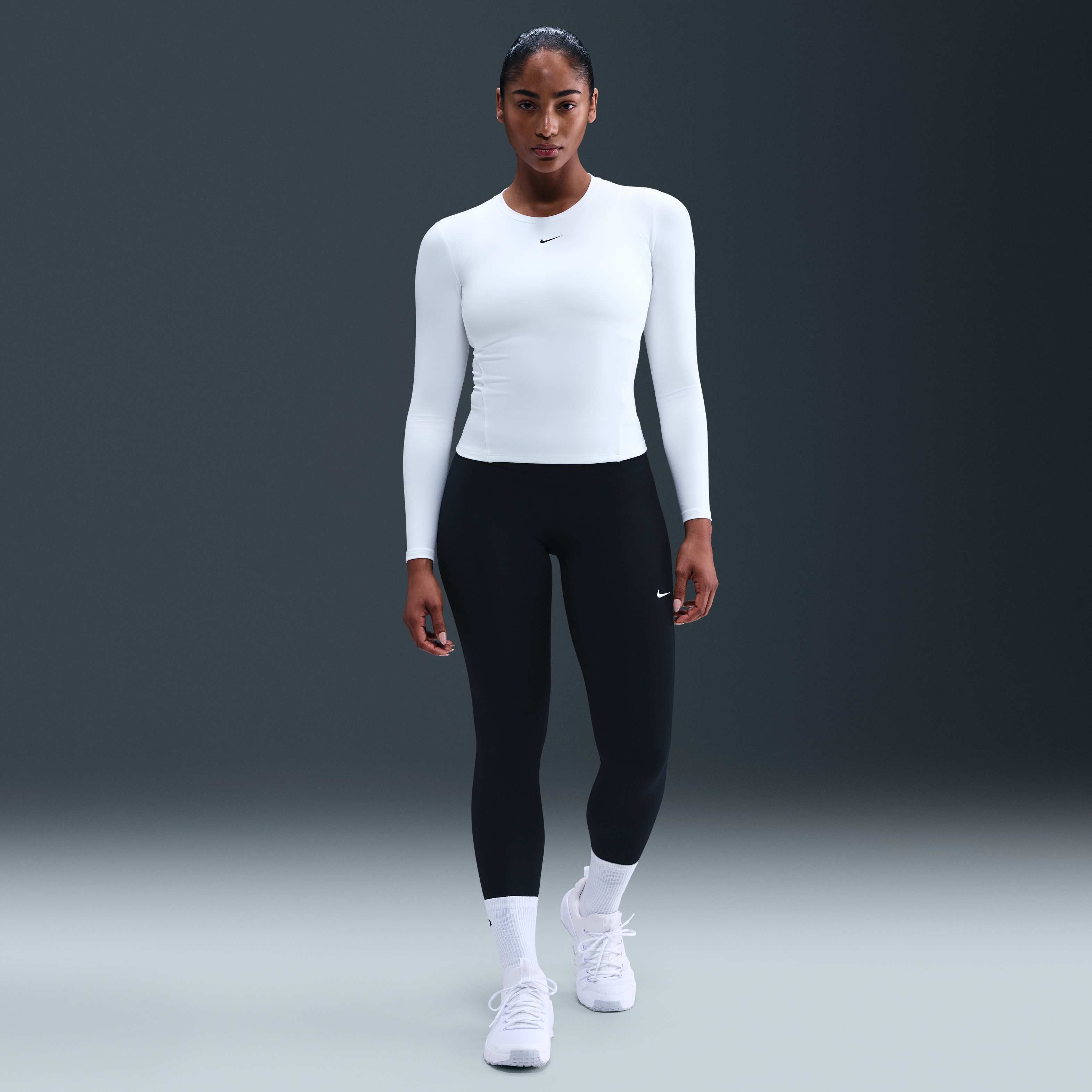 نايكي ون فيتد image number 3