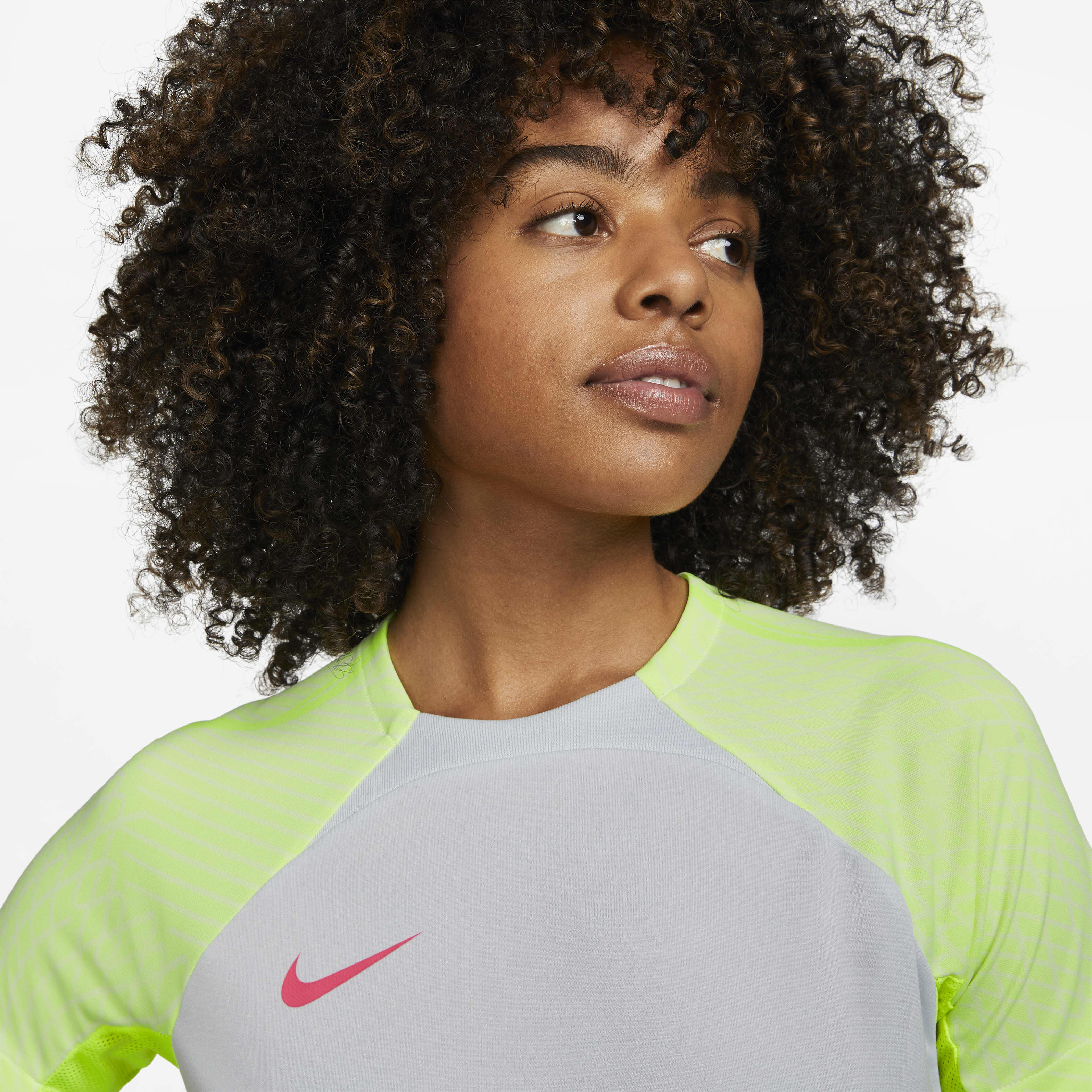 Nike Dri-FIT Strike image number 2