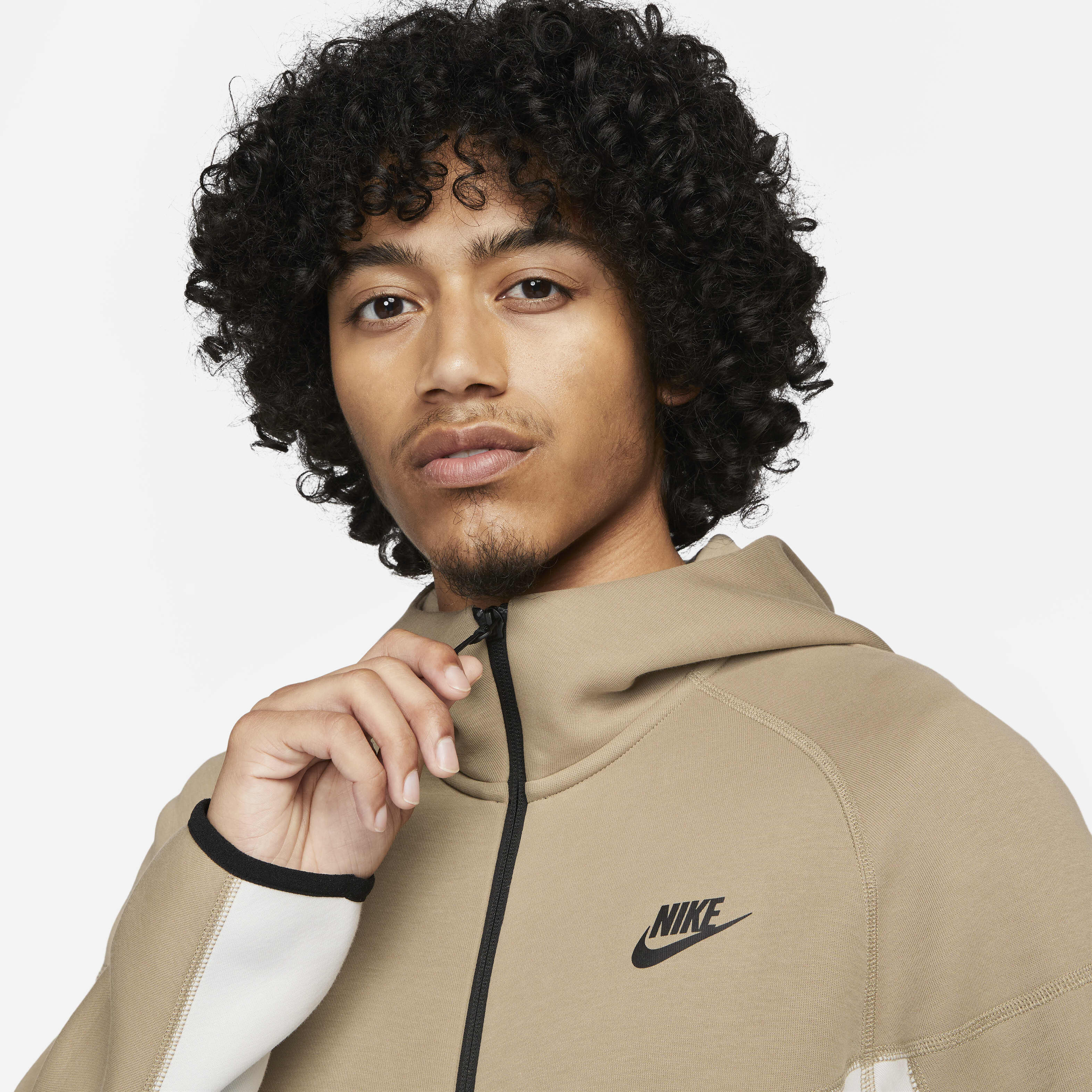 Nike Sportswear Tech Fleece Windrunner image number 2