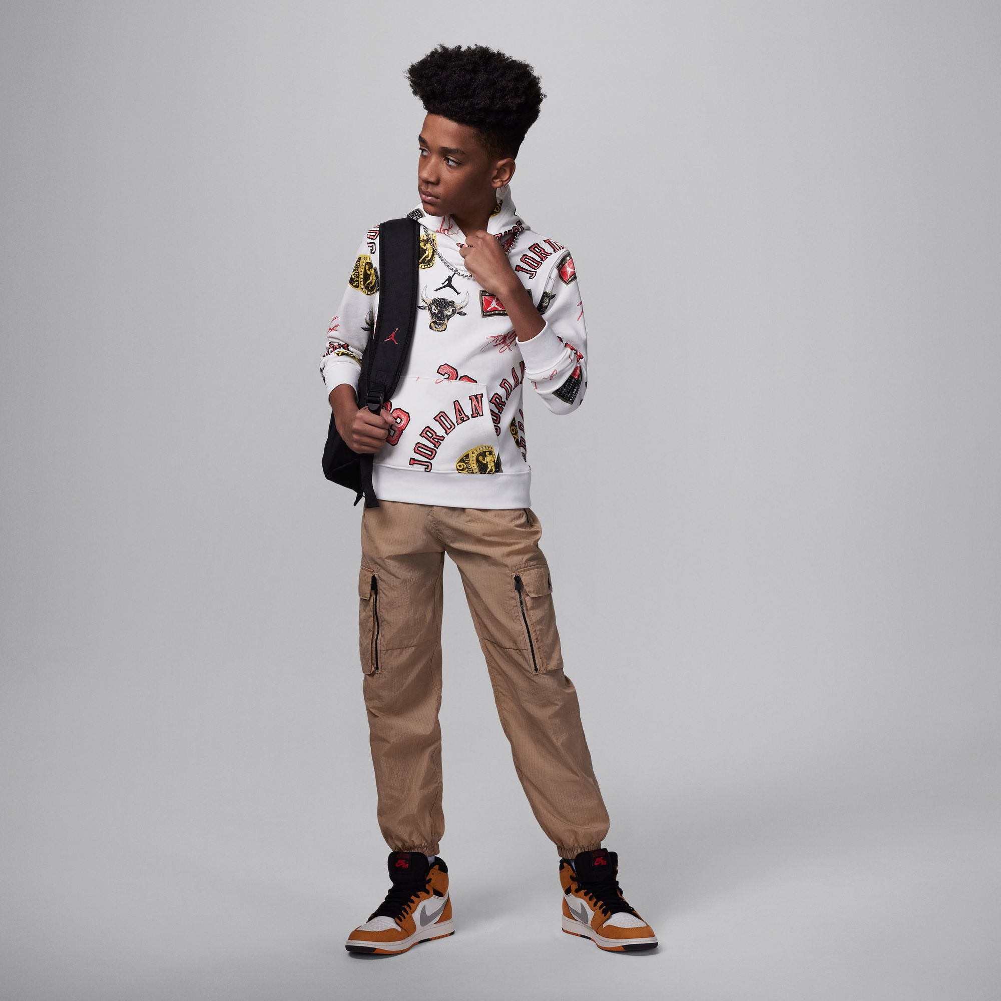 جوردن MJ ايسنشالز image number 4