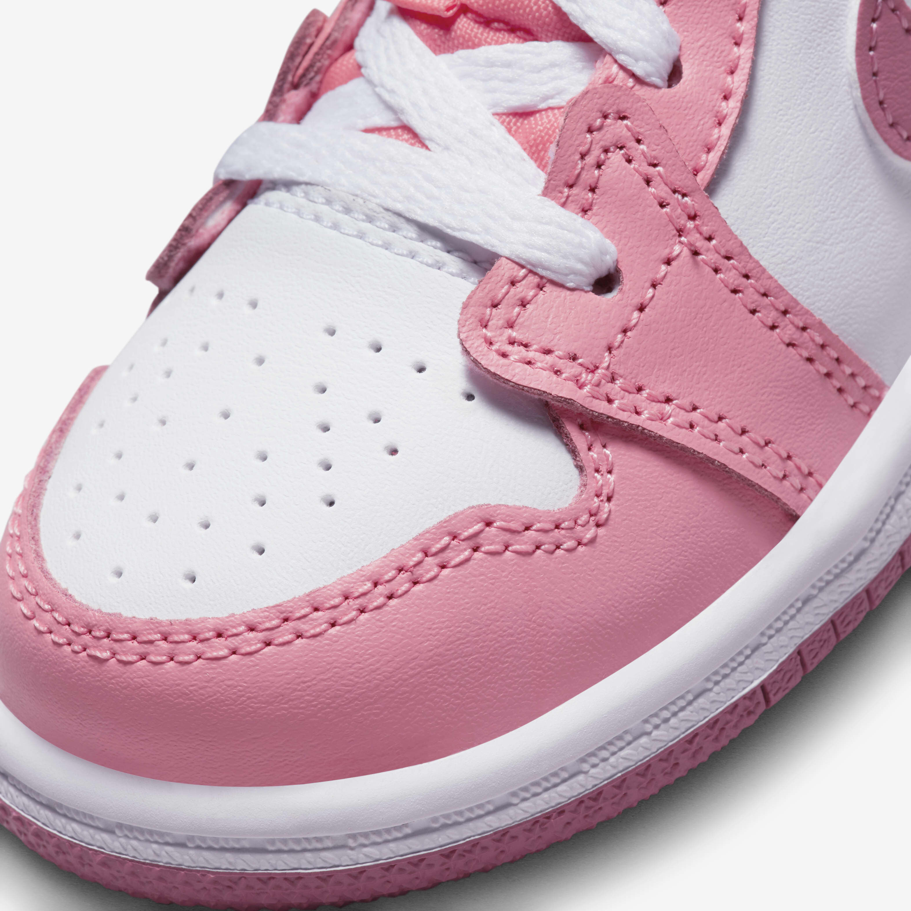 Jordan 1 Mid image number 6