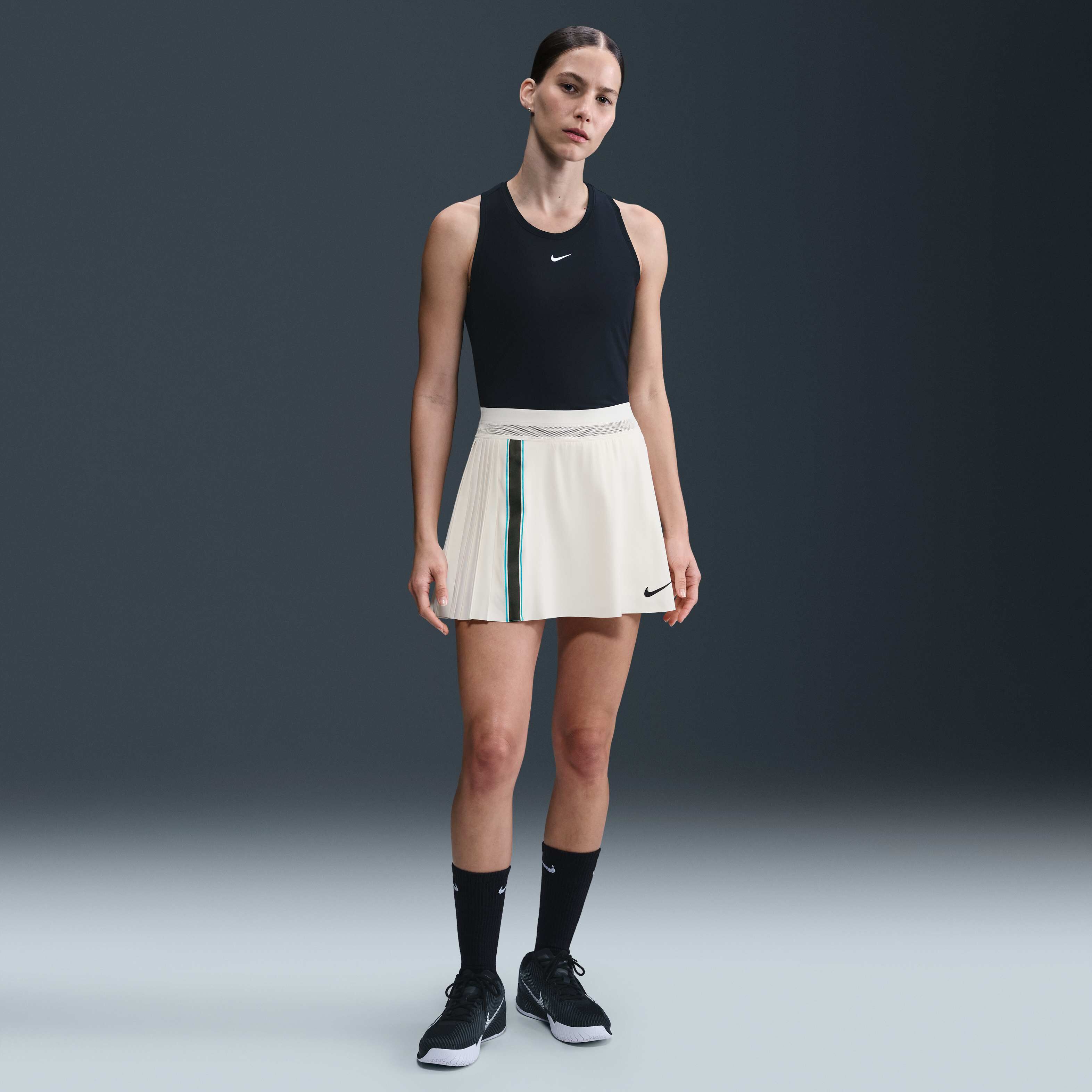 نايكي كورت سلام image number 0