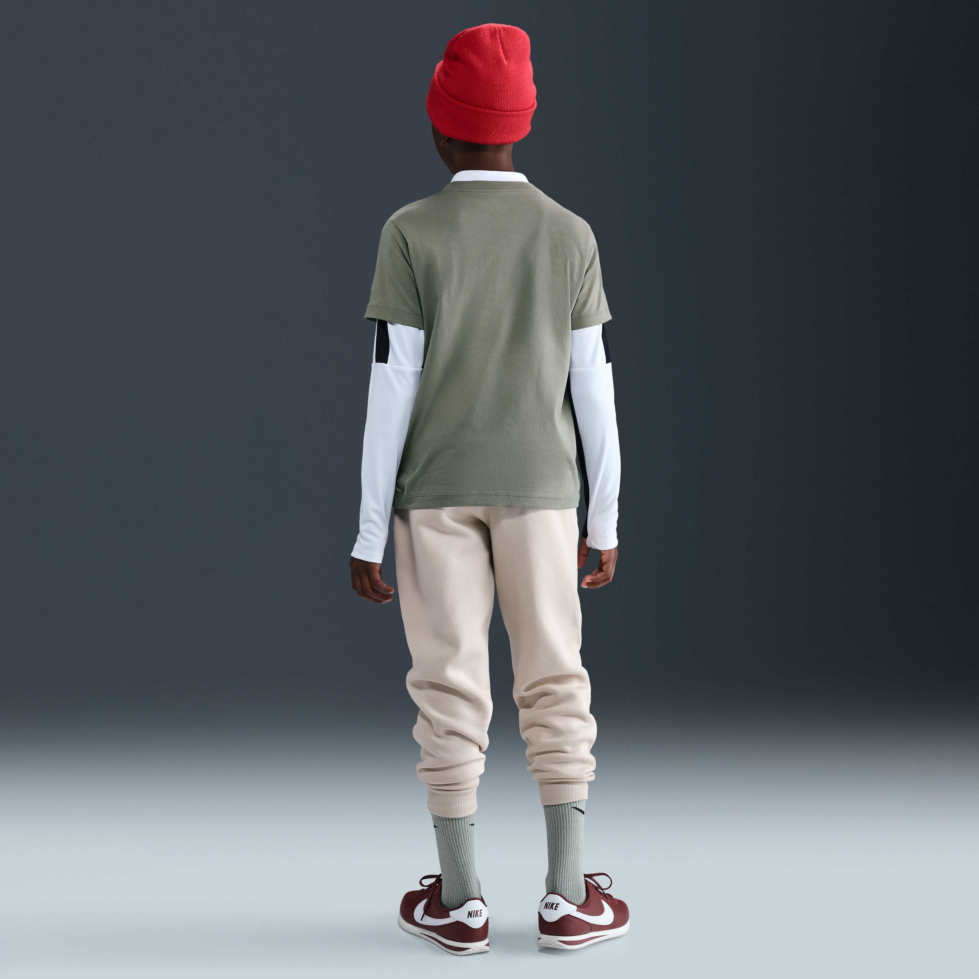 نايكي سبورتسوير image number 4