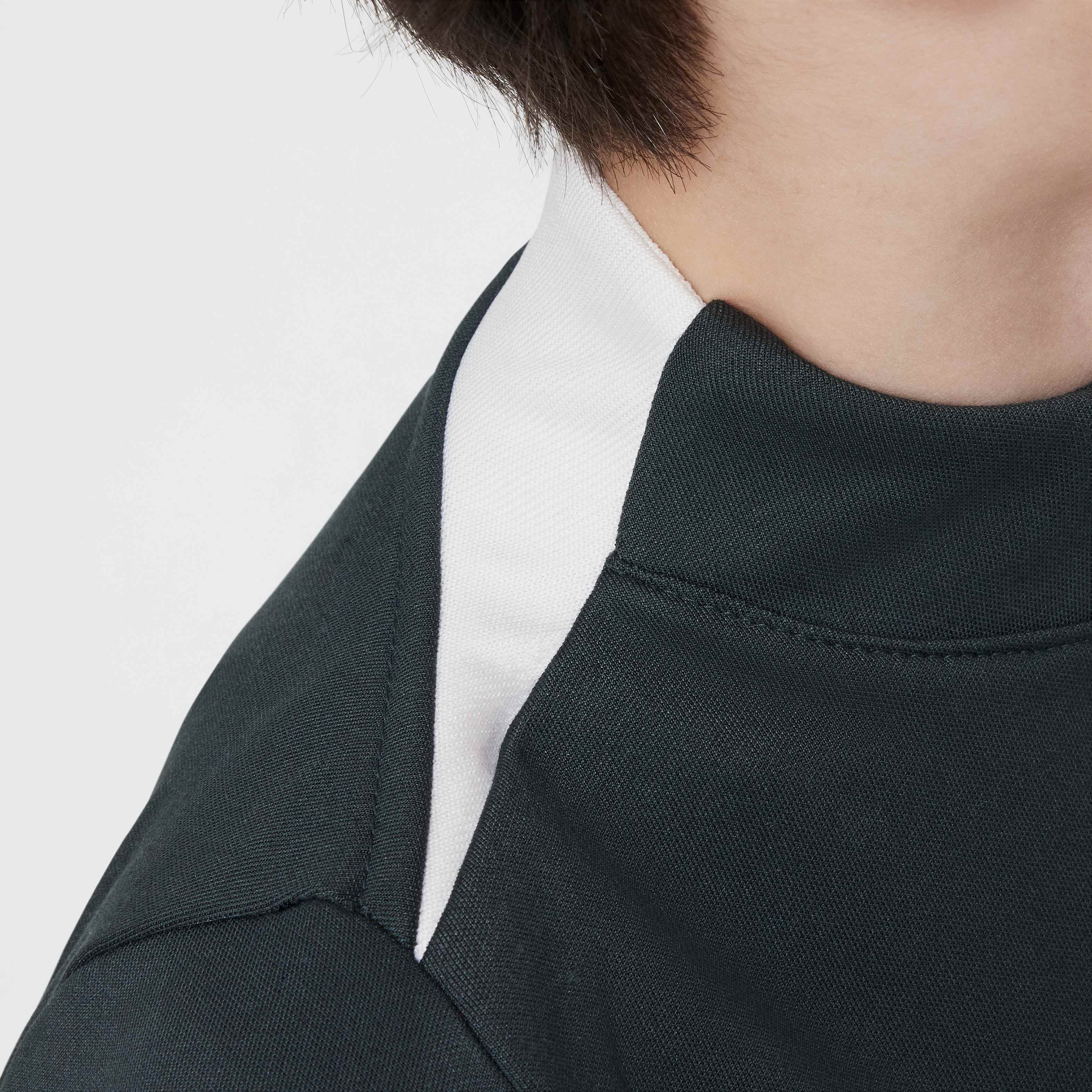 Chelsea F.C. Academy Pro image number 3