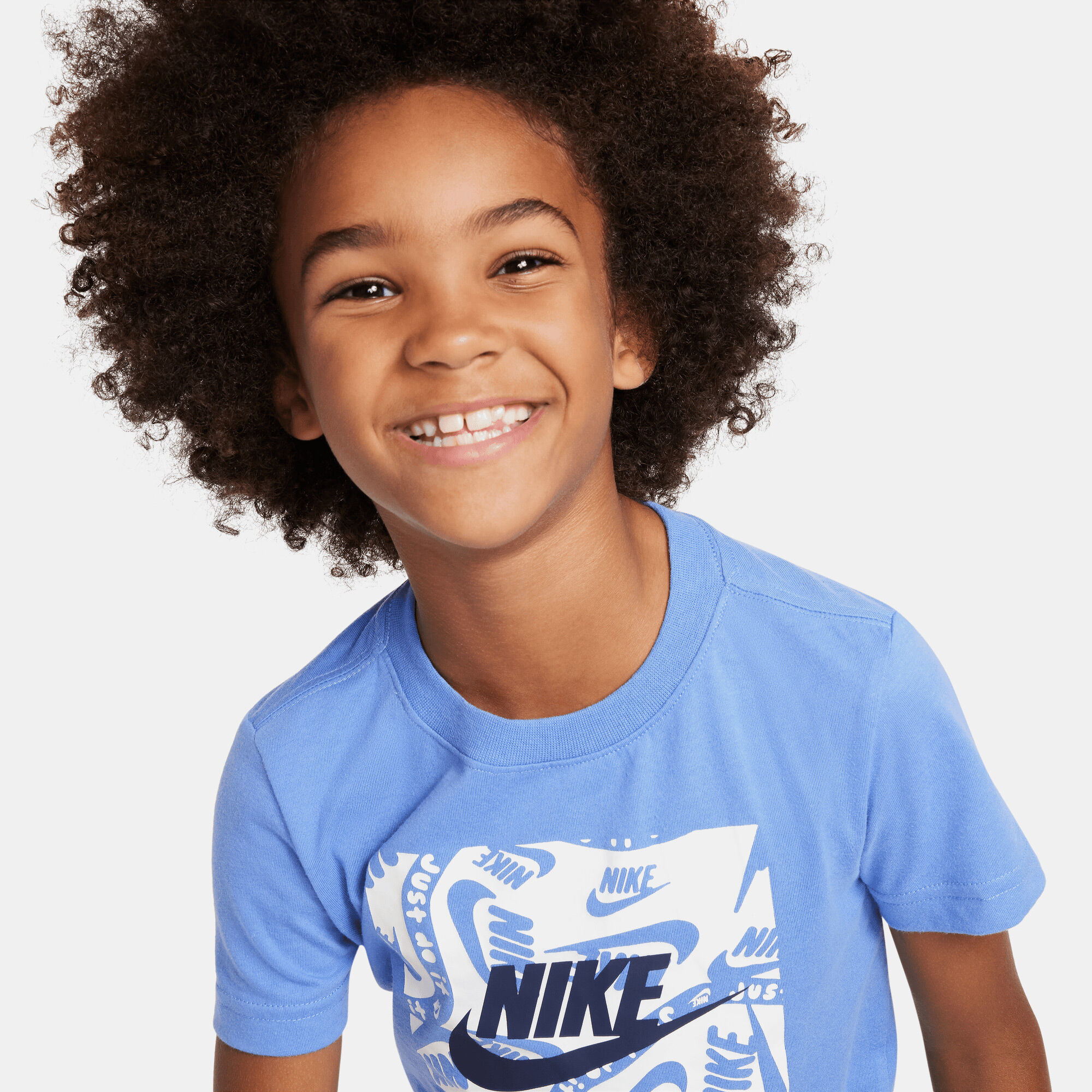 تيشيرت نايكي براندمارك سكوير بيسك image number 2