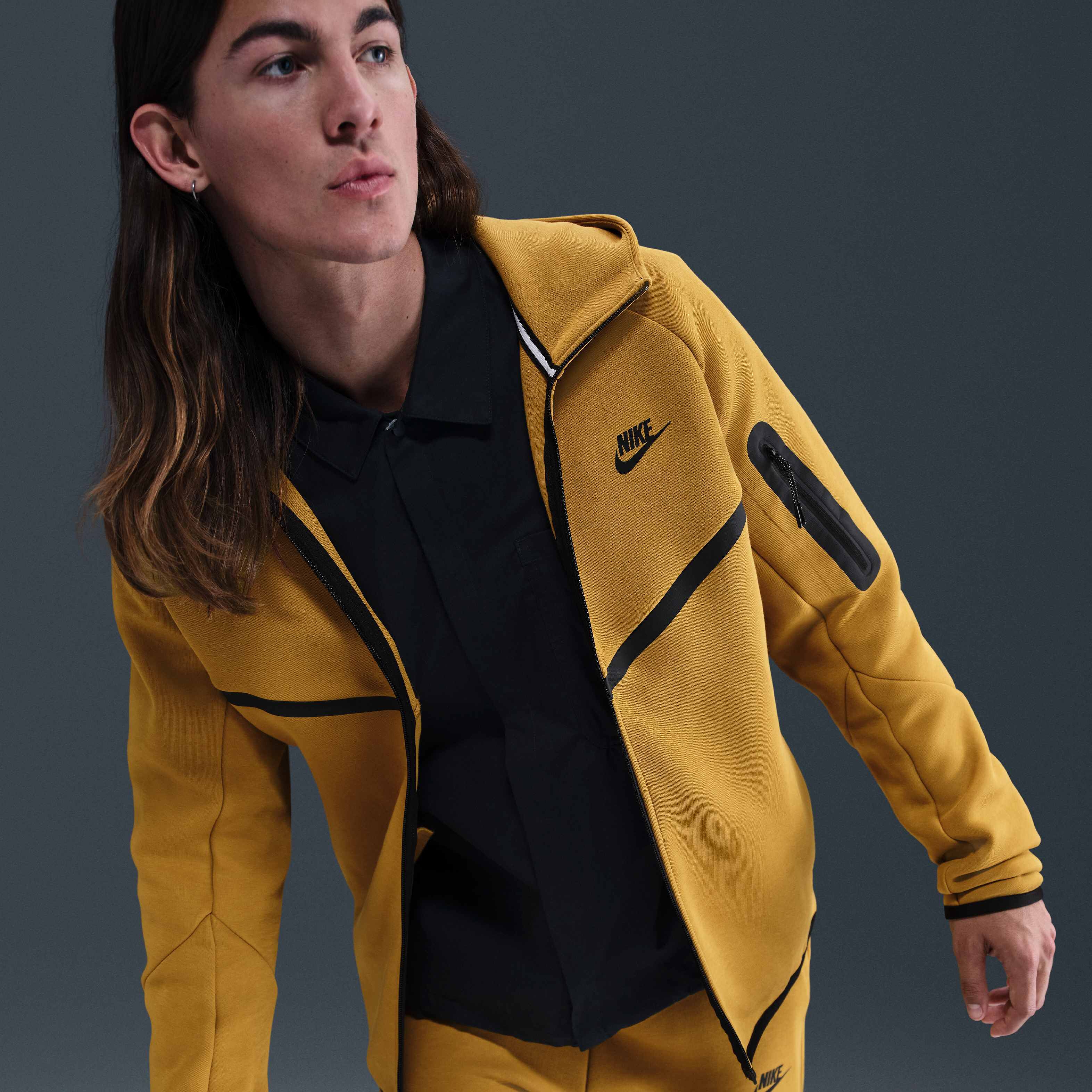 Nike Tech image number 2